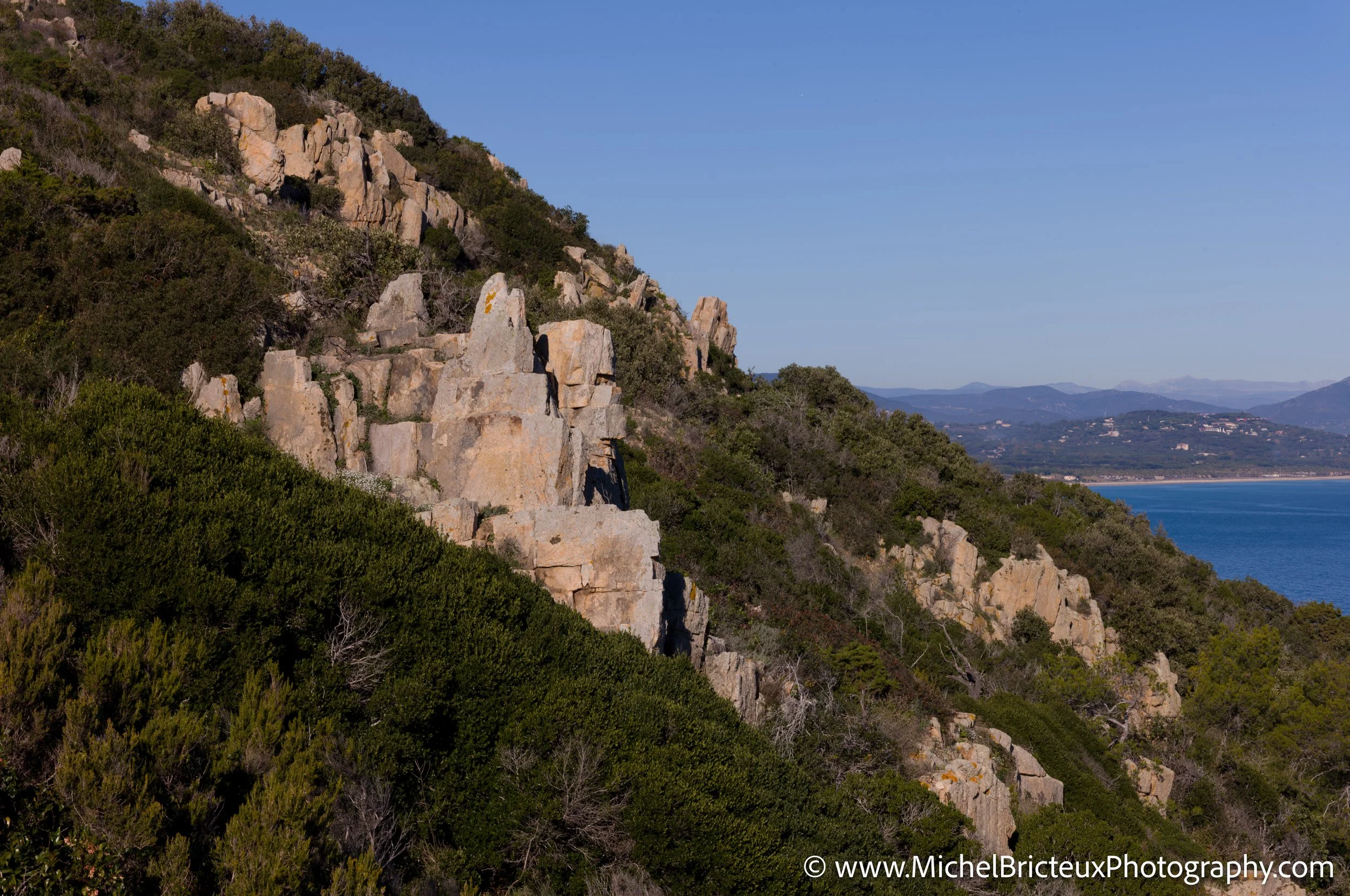 FR-Cote-d'Azur 11-2025 1001326 LowRes.jpg