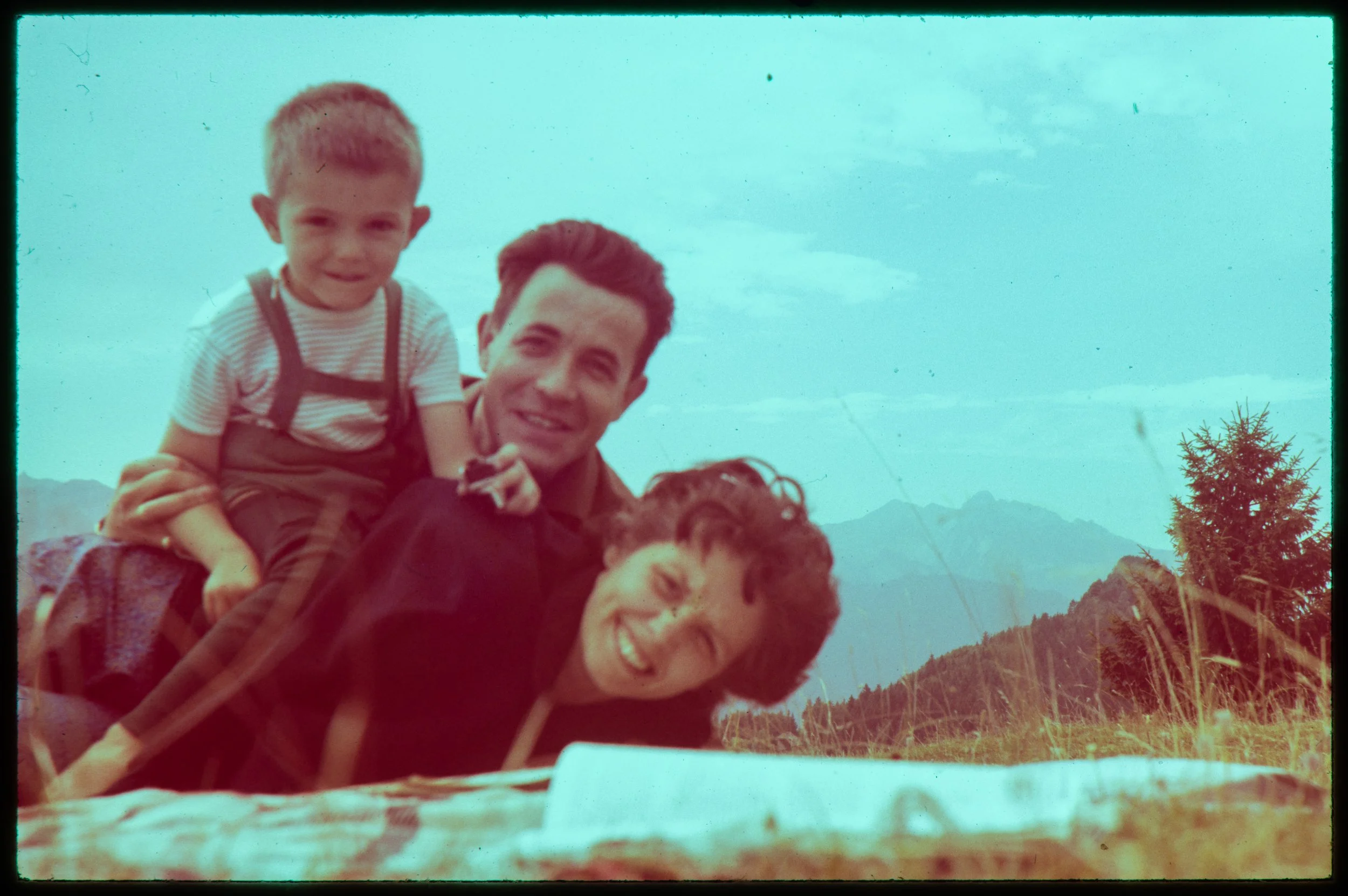 FAM-Archives Bricteux - scanned negatives 0011 LowRes.jpg