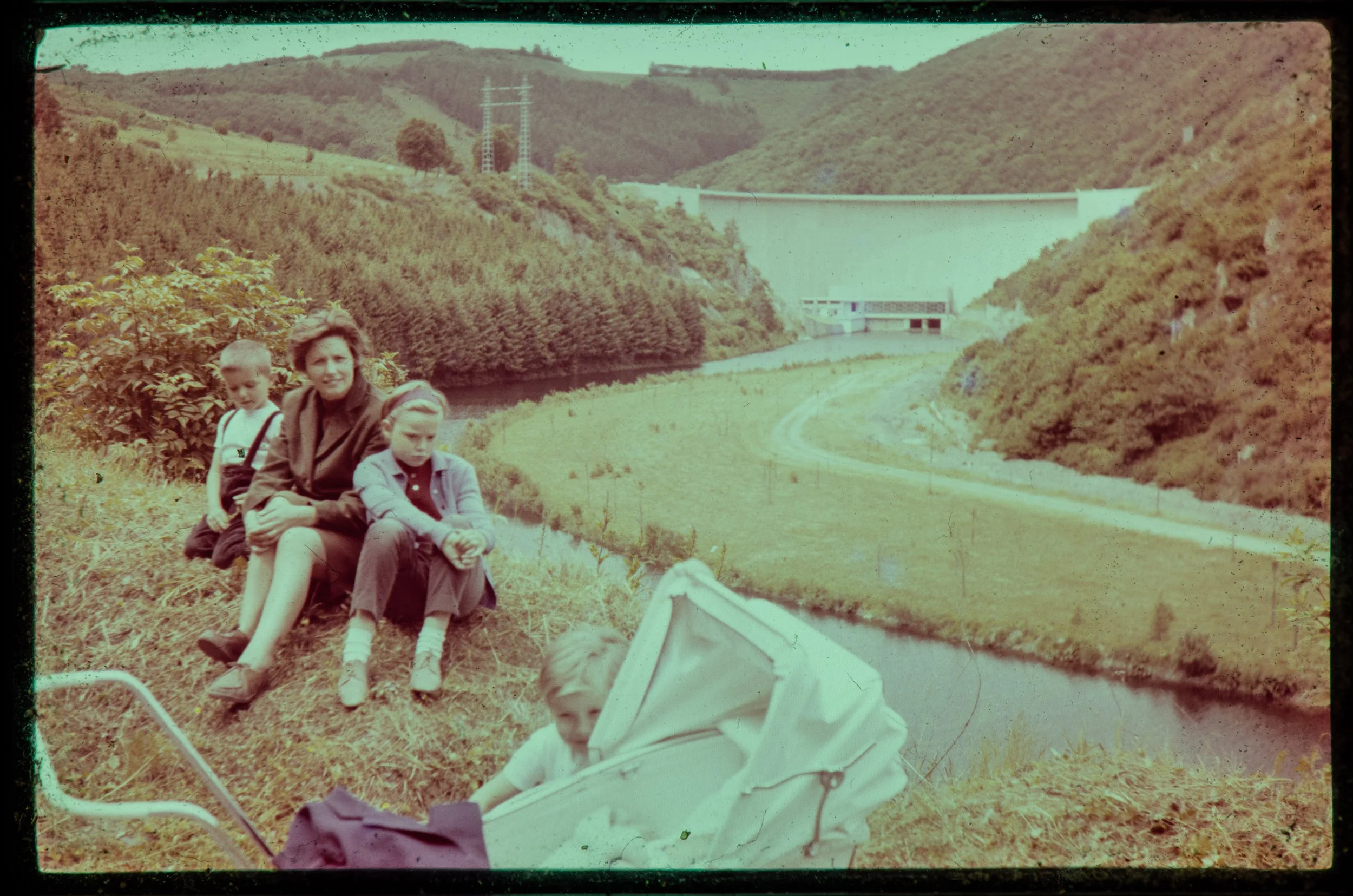 FAM-Archives Bricteux-302 LowRes.jpg
