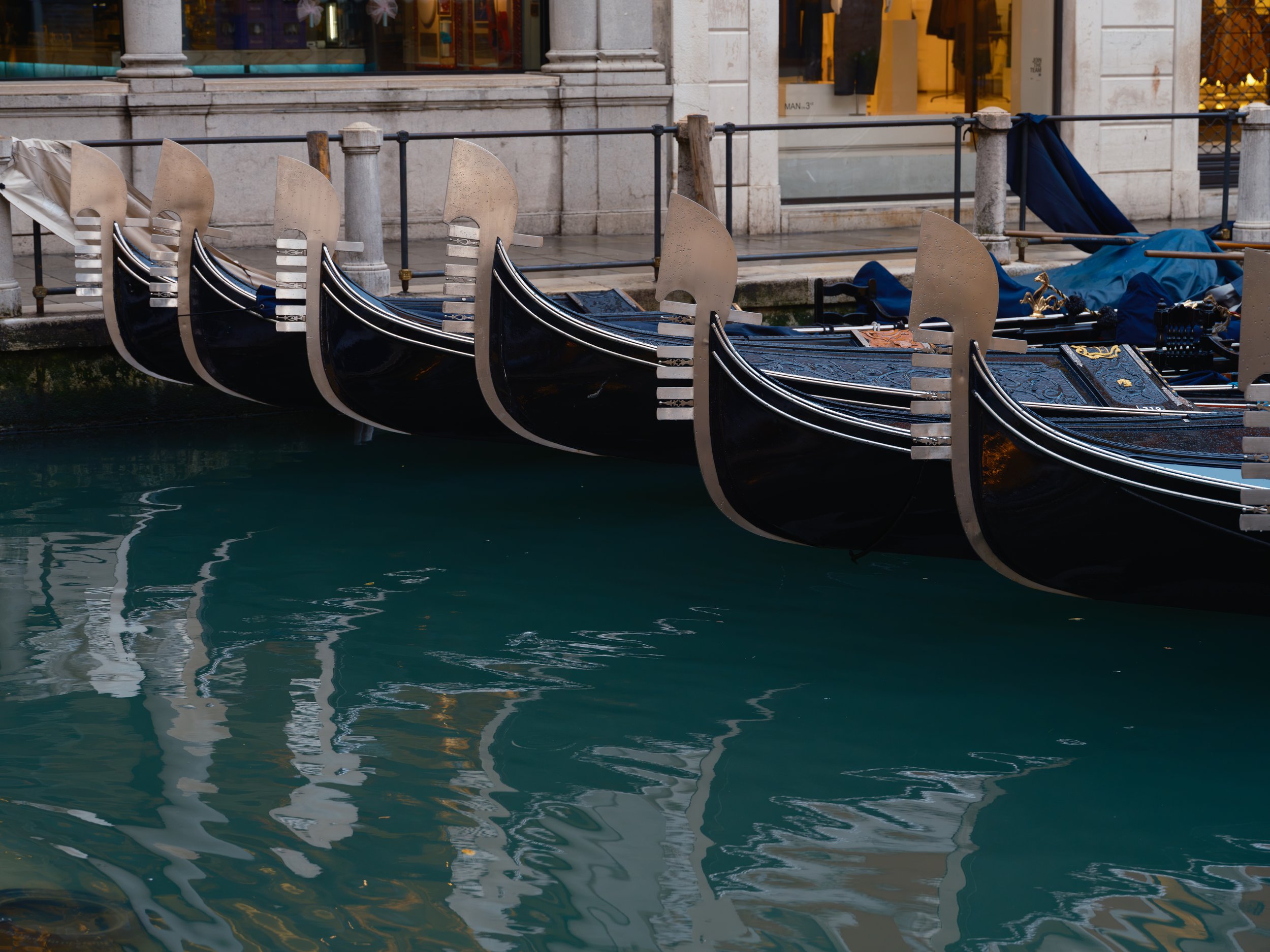 IT-Venise 10-2026 -Serie B 0166 LowRes.jpg