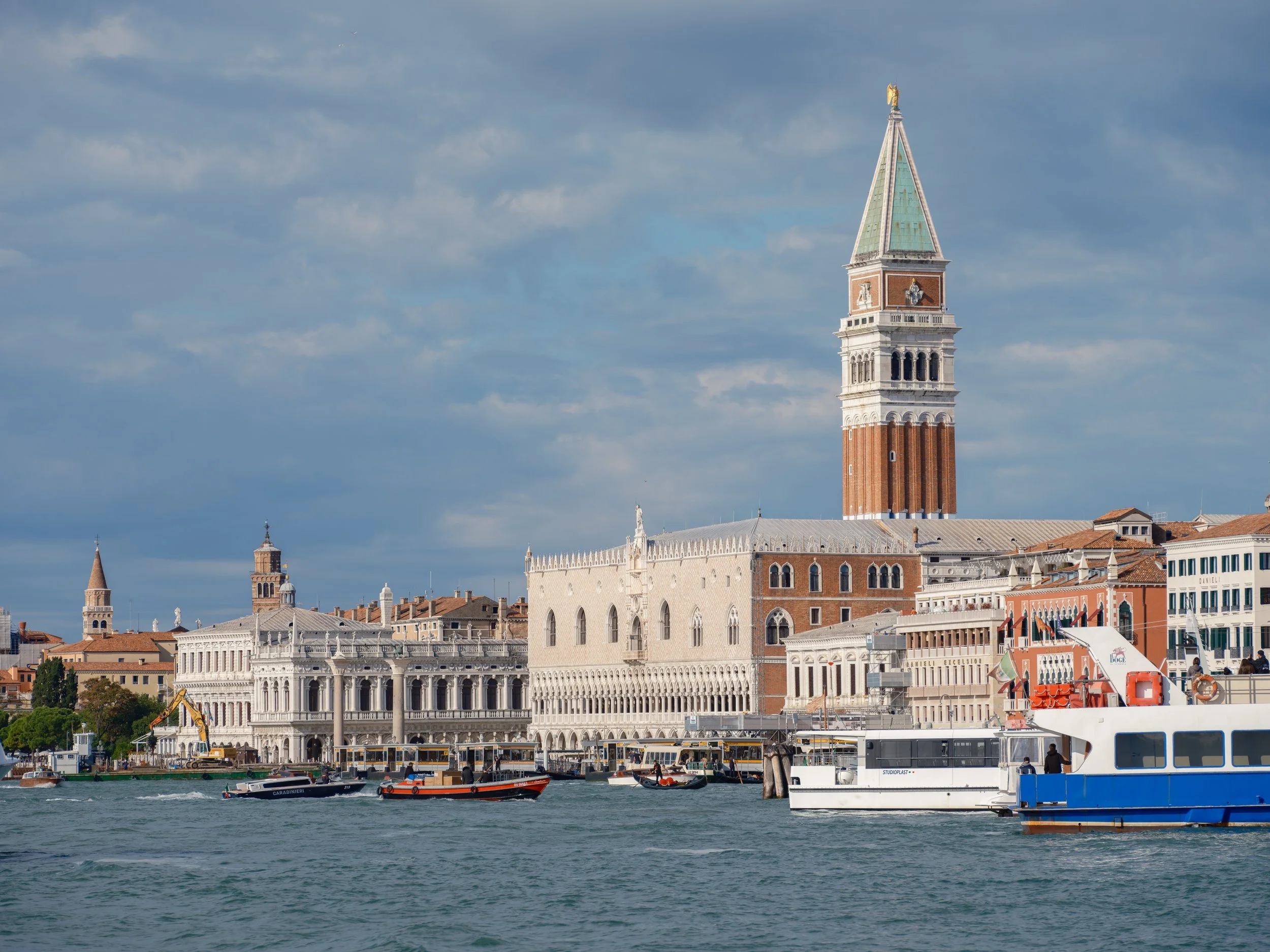IT-Venise 10-2026 -Serie B 0238 LowRes.jpg