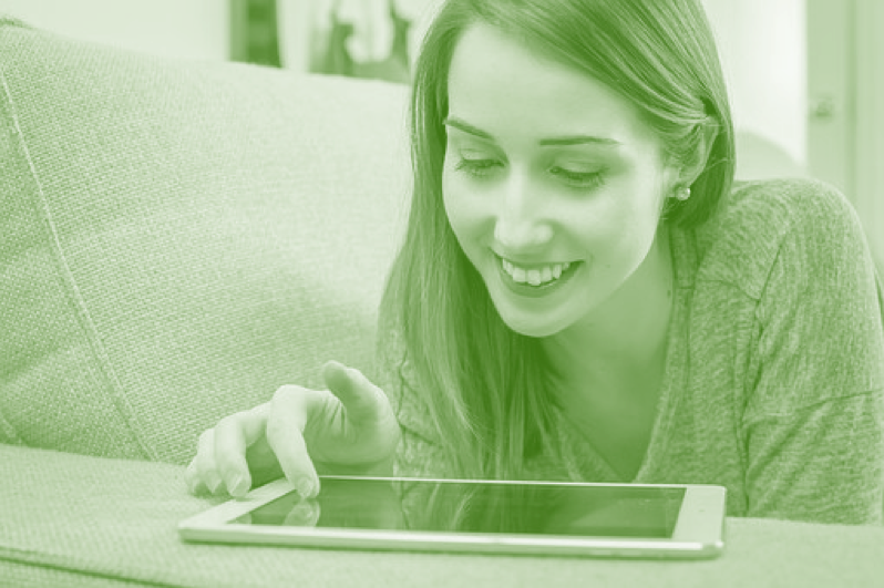 learning-trends-2018-video-ipad-user.png