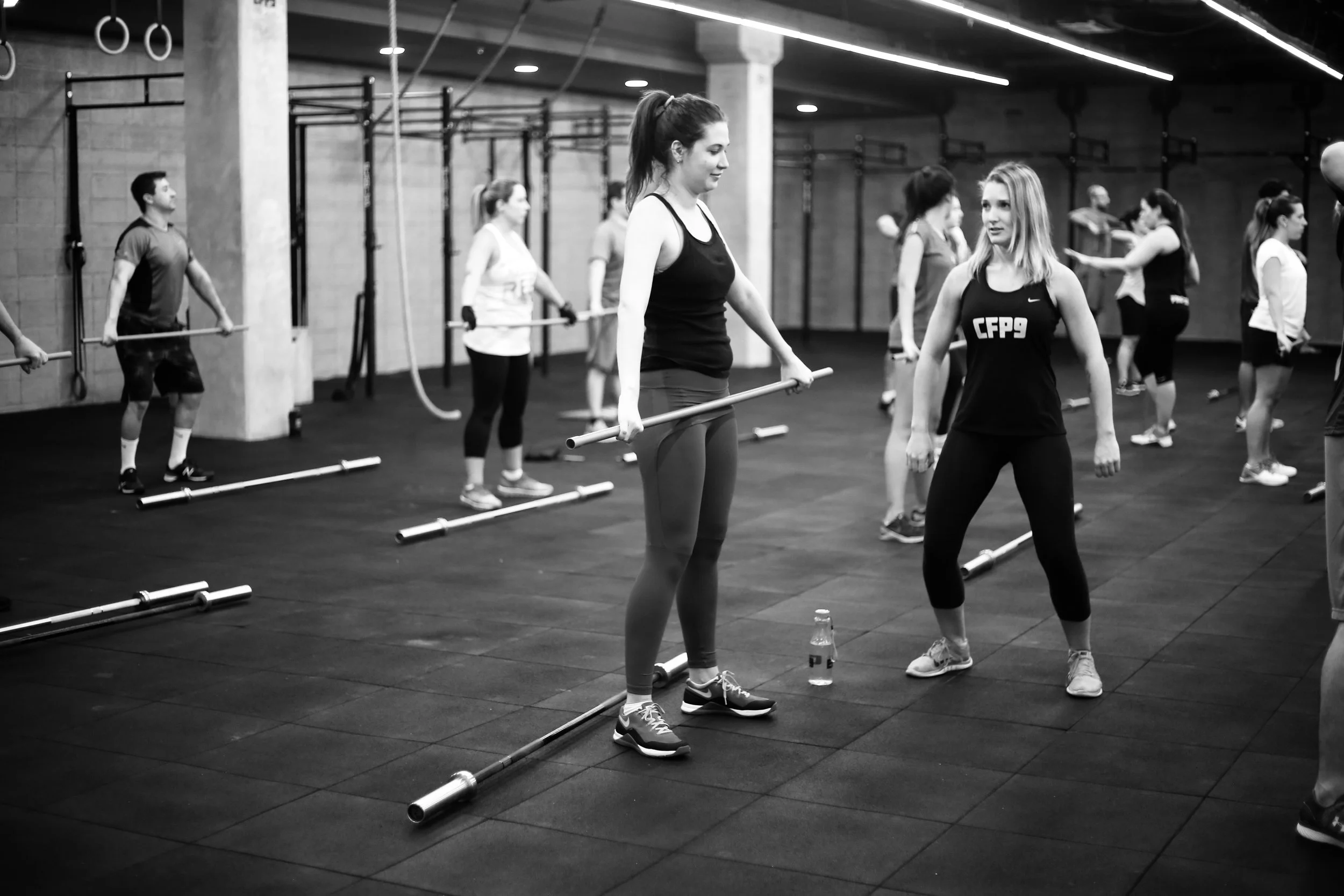 Esteja você com um cano plástico ou uma barra com 100kgs, seja realista com o momento no qual você se encontra e quanto tempo irá demorar para chegar aos seus objetivos.
