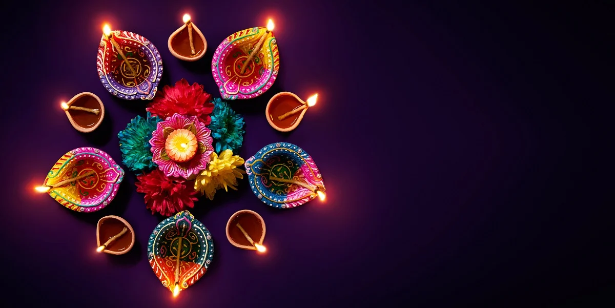 (https://travelhealthpro.org.uk/news/355/travelling-for-diwali)