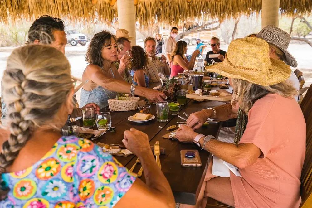 Cena degustación "Raíz y Marea"