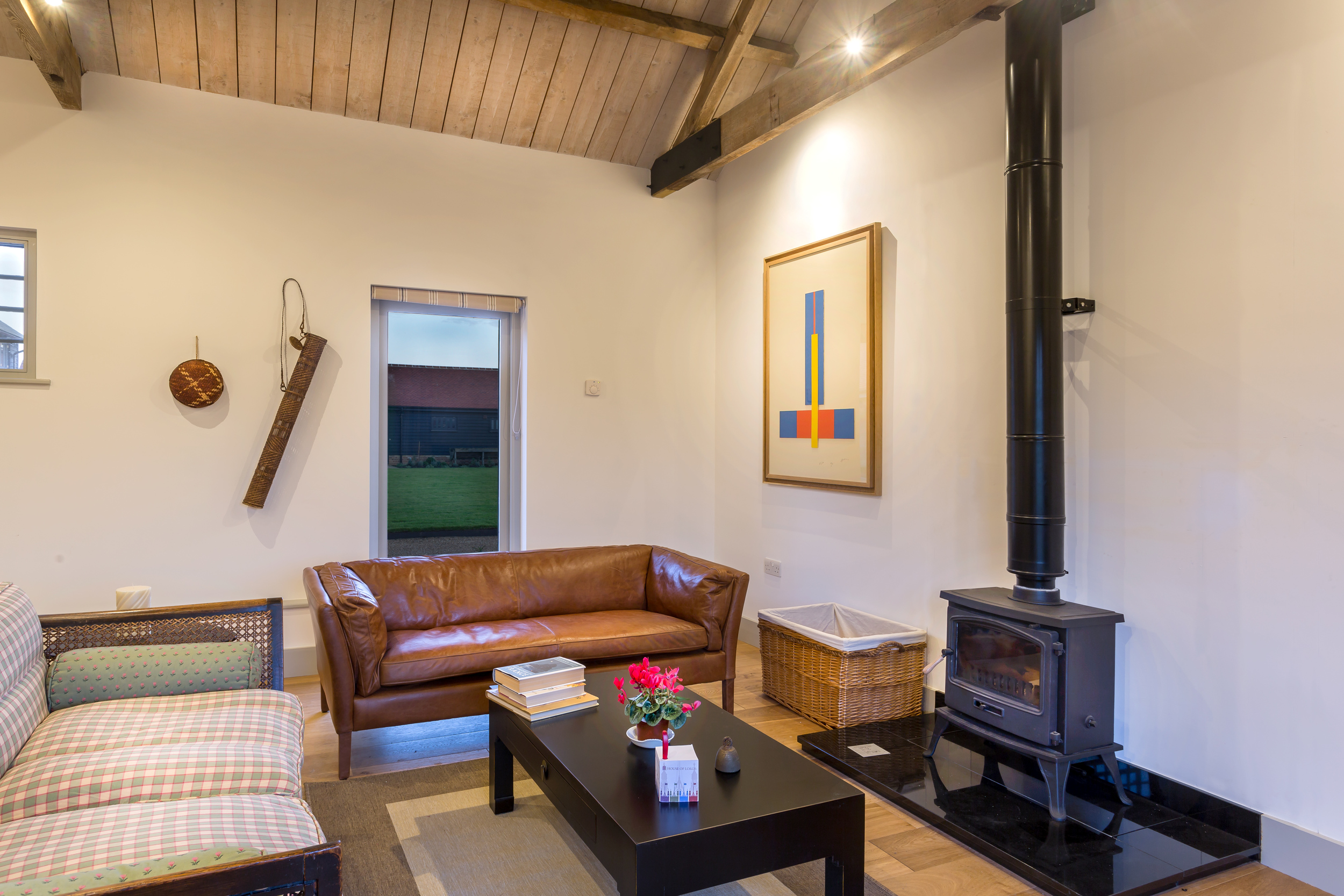 The Wagon House - Lordship's Barns - Living area