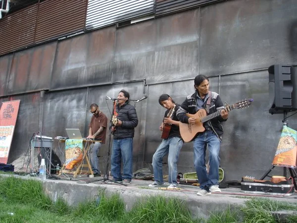 Andes Music Machine: Música tradicional  con electrónica