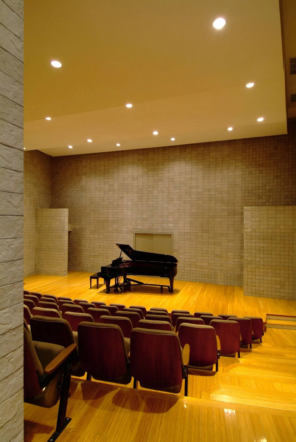 Conferencia del mes: La música como arte independiente