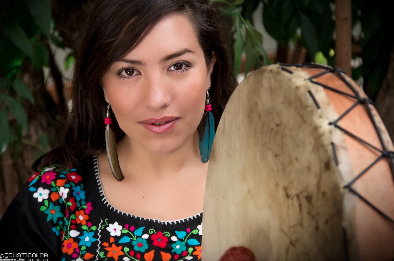 Recital de canto popular "SER" Sophya Ramírez (Colombia)