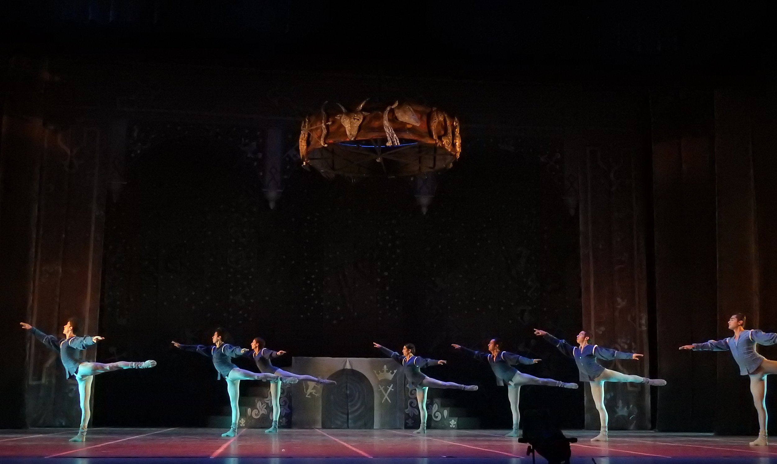 BALLET CARMINA 4.jpg