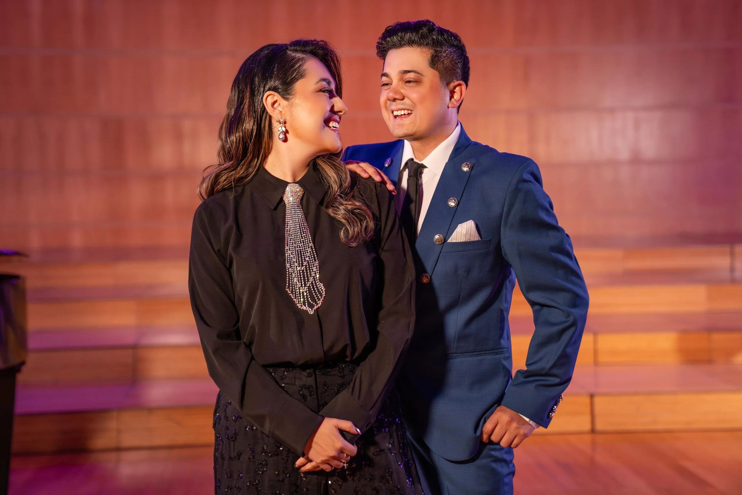      

 
   La Casa de la Música y WT Shows presentan un maravilloso homenaje al Día de la Madre, celebrando a la Reina del hogar con un concierto que tocará el alma y despertará los más hermosos recuerdos. En el mes más especial del año, rendimos un