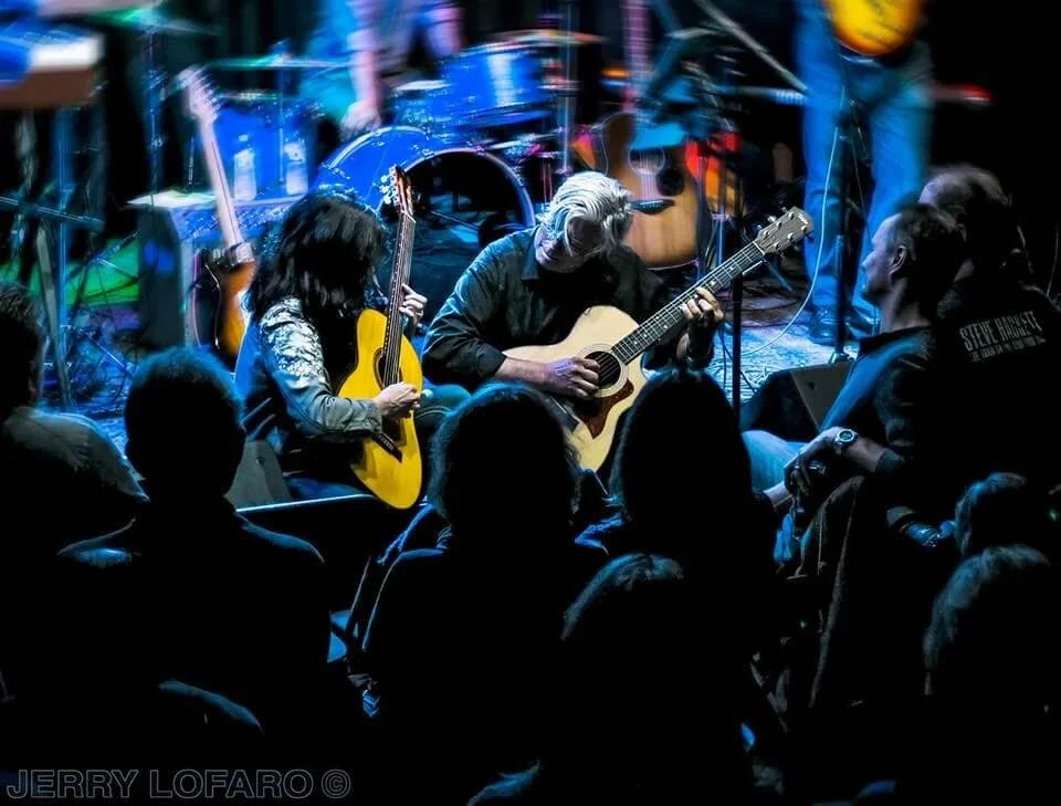 Juli and Jon Live, Monday May 4 7 PM