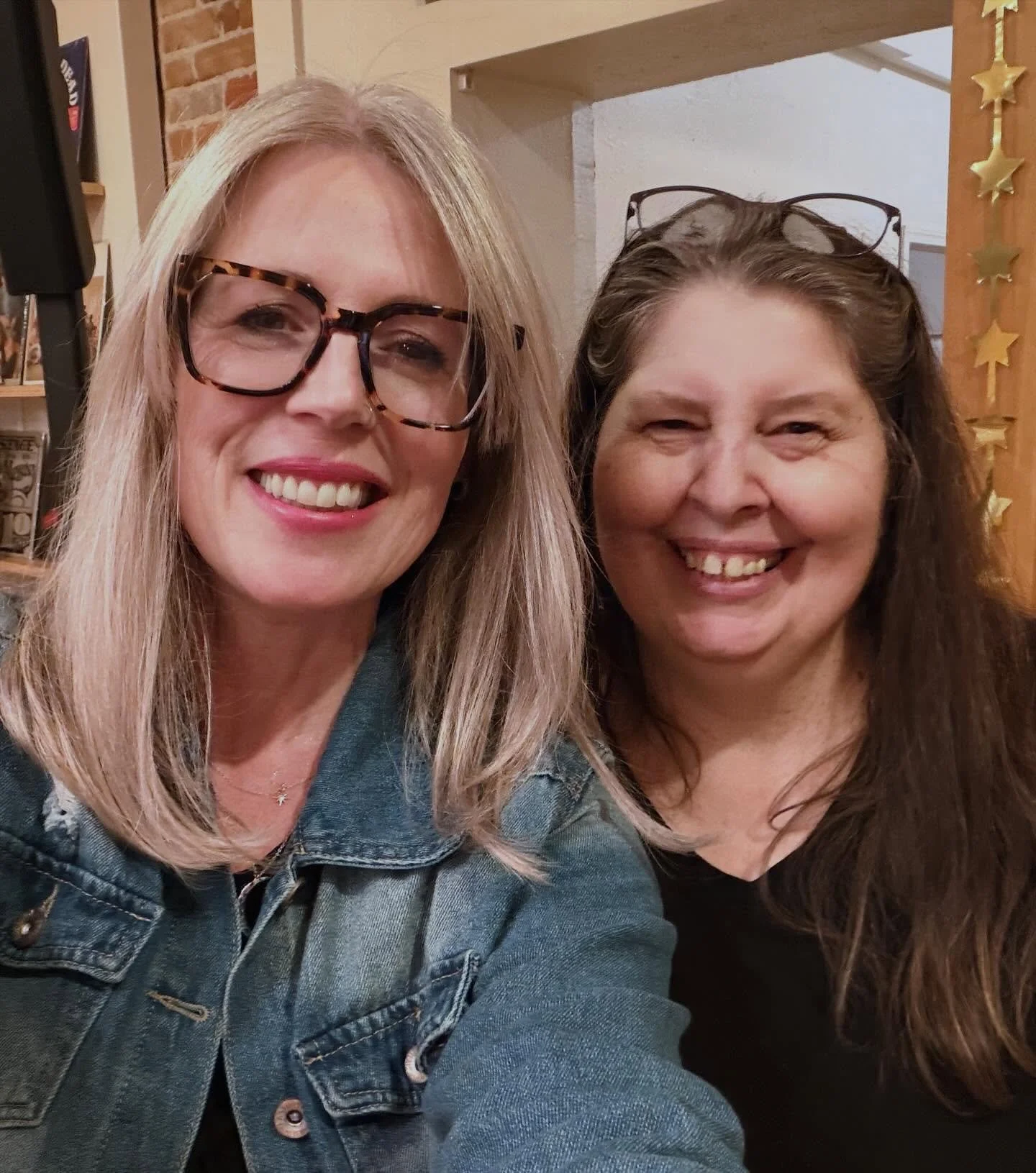 My beautiful friend, Chandra, came out to my show this evening. It was so amazing to see you ❤️