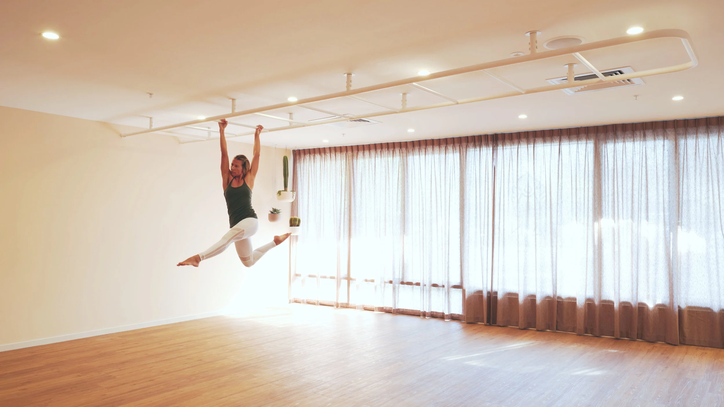 Mana Yoga_582_edited.jpg