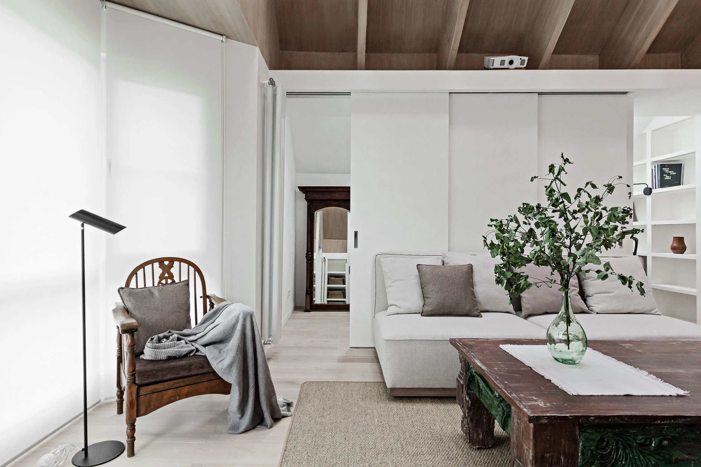 BW-livingroom