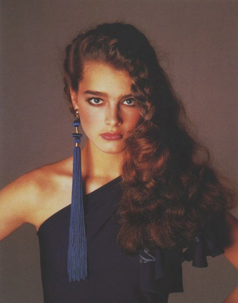 Brooke-Shields-by-Avedon-for-Versace-1980.jpg