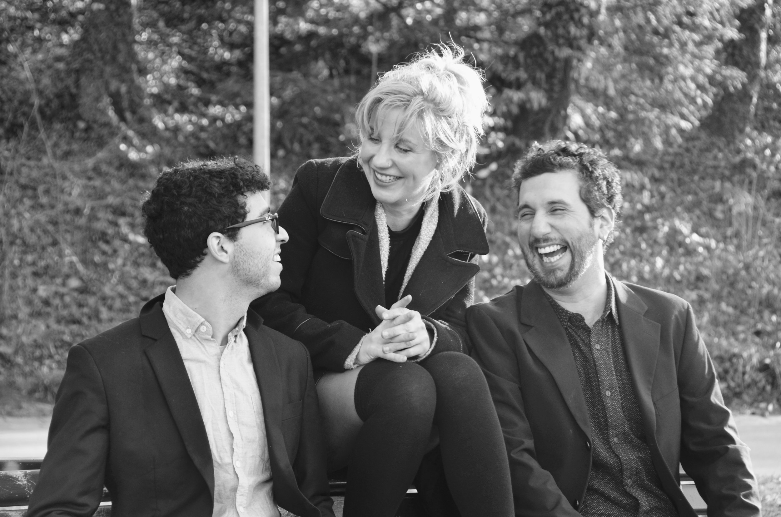 Paul Alberto Gonzales Osto, guitariste / Chloé Bieri, chanteuse / Alvaro Soto, contrebassiste