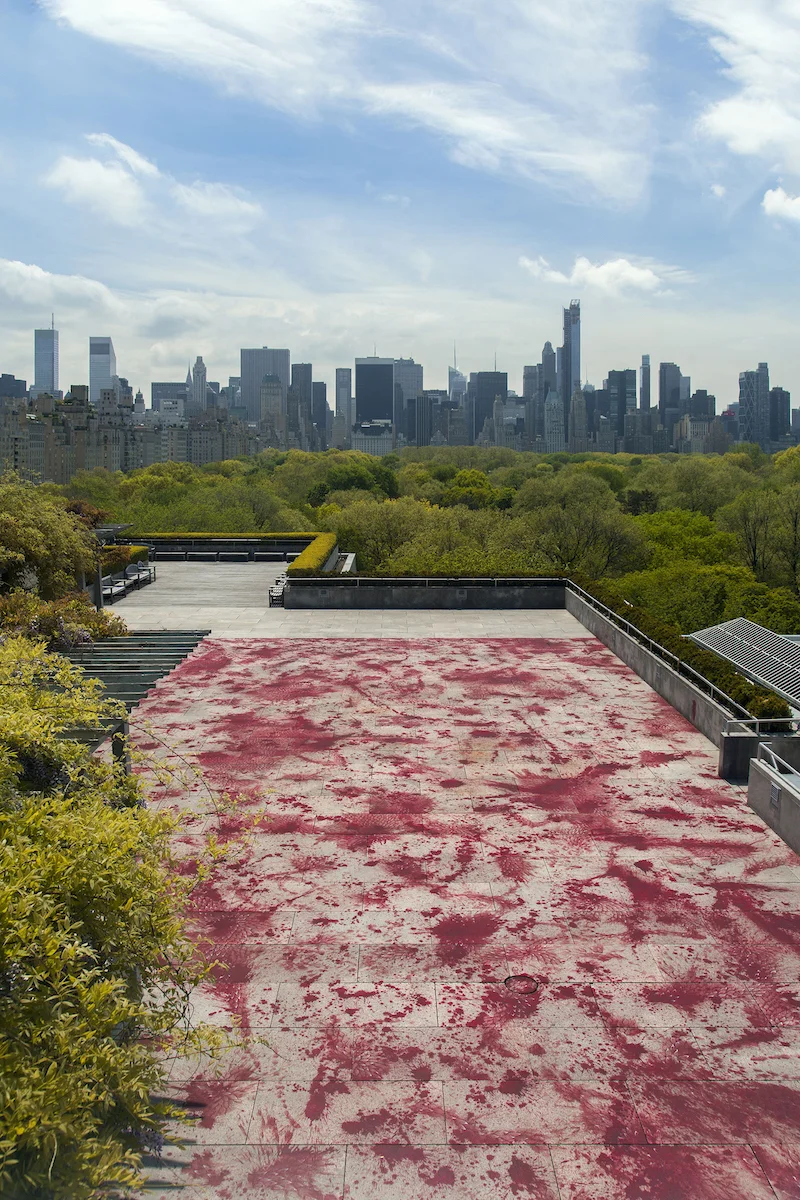 Installation view: "The Roof Garden Commission: Imran Qureshi", The Metropolitan Museum of Art, New York, 2013. Photo: The Metropolitan Museum of Art - Hyla Skopitz