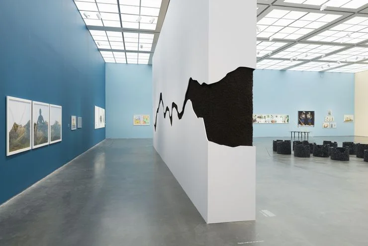 Anamnesis, c offee, tea, peat, tobacco, cacao, spices; dimensions variable. Installation view, MCA Chicago, photo: Nathan Keay, © MCA Chicago