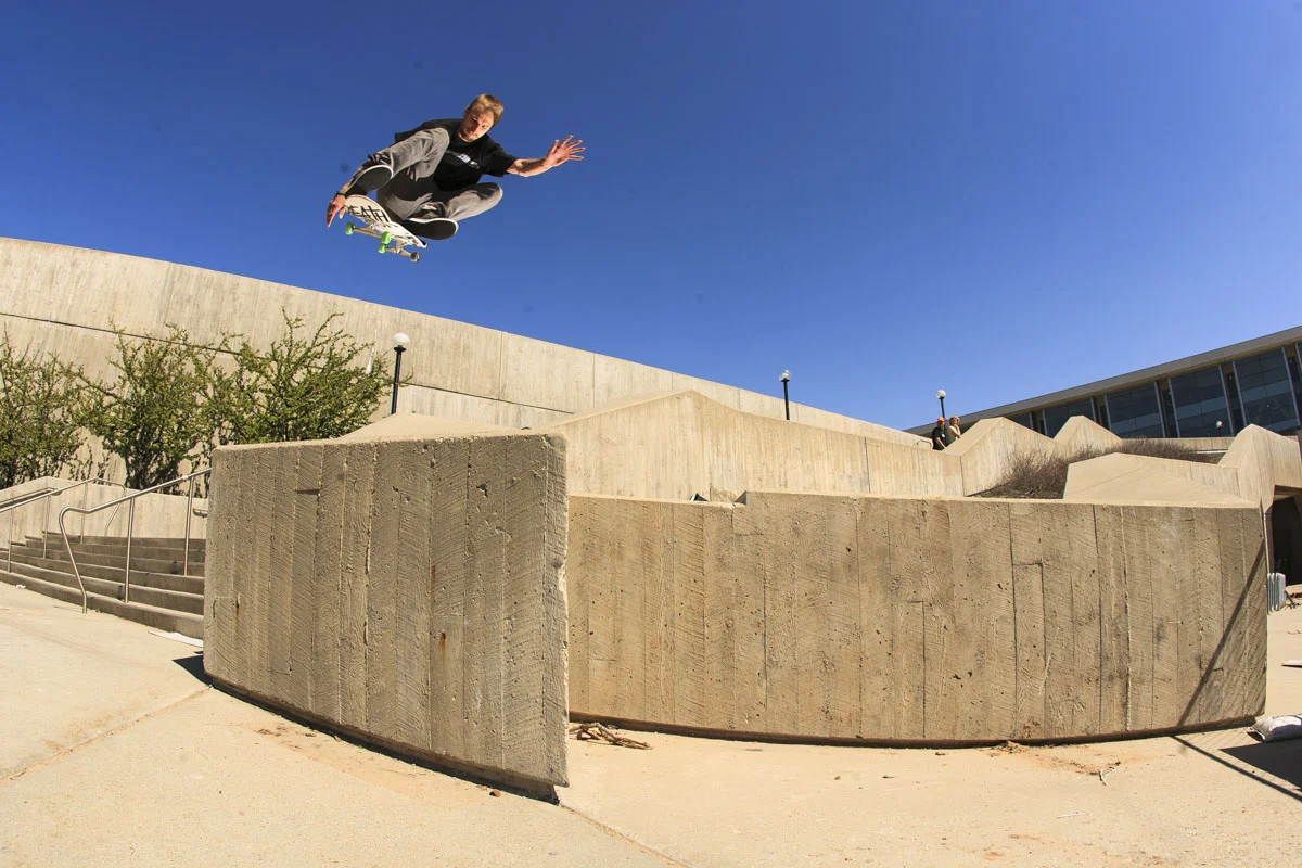 LizardUofUBacksideFlip0045.jpg