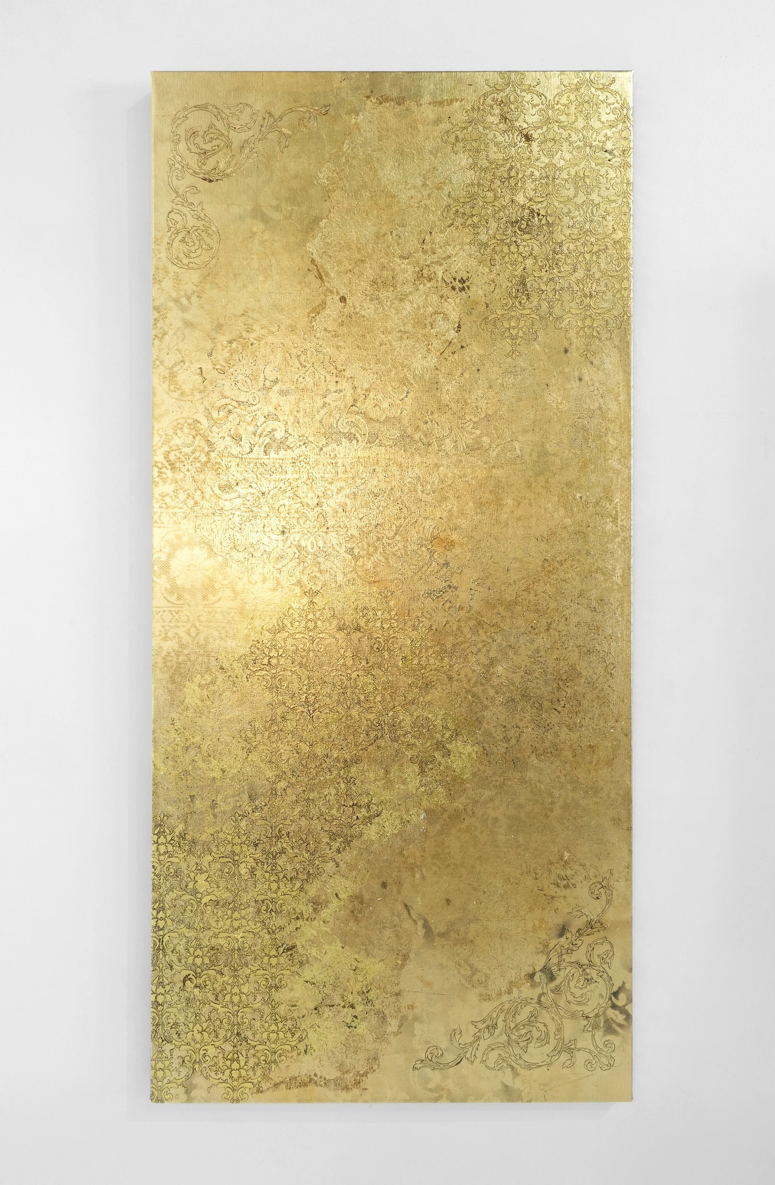 TGR - light - wall.F.jpg