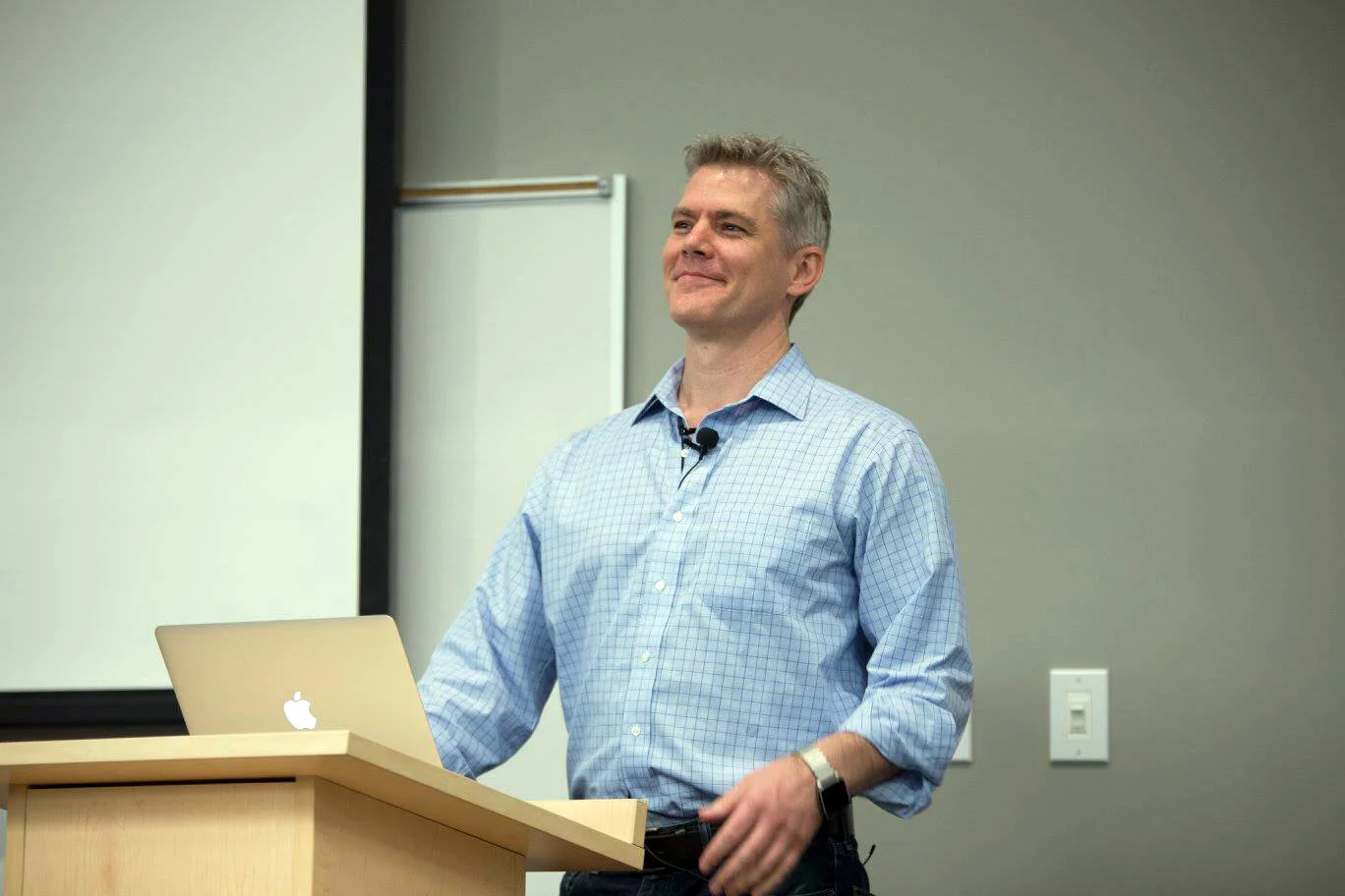 Episode #337: Interview with Jonathan Stark, Author — Hourly Billing Is Nuts