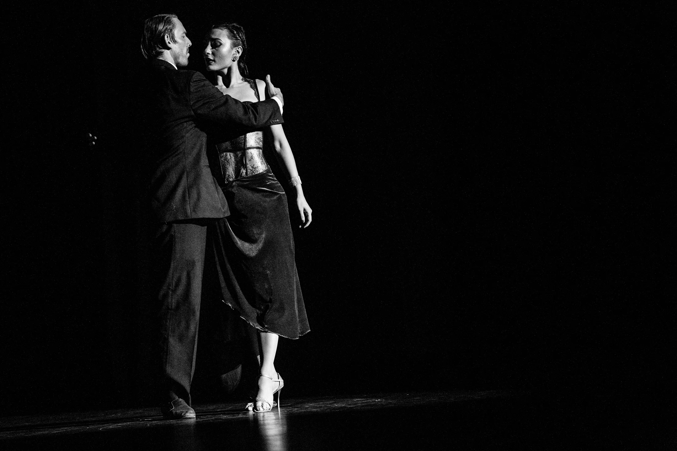 tango-show-performance-budani-01.jpg