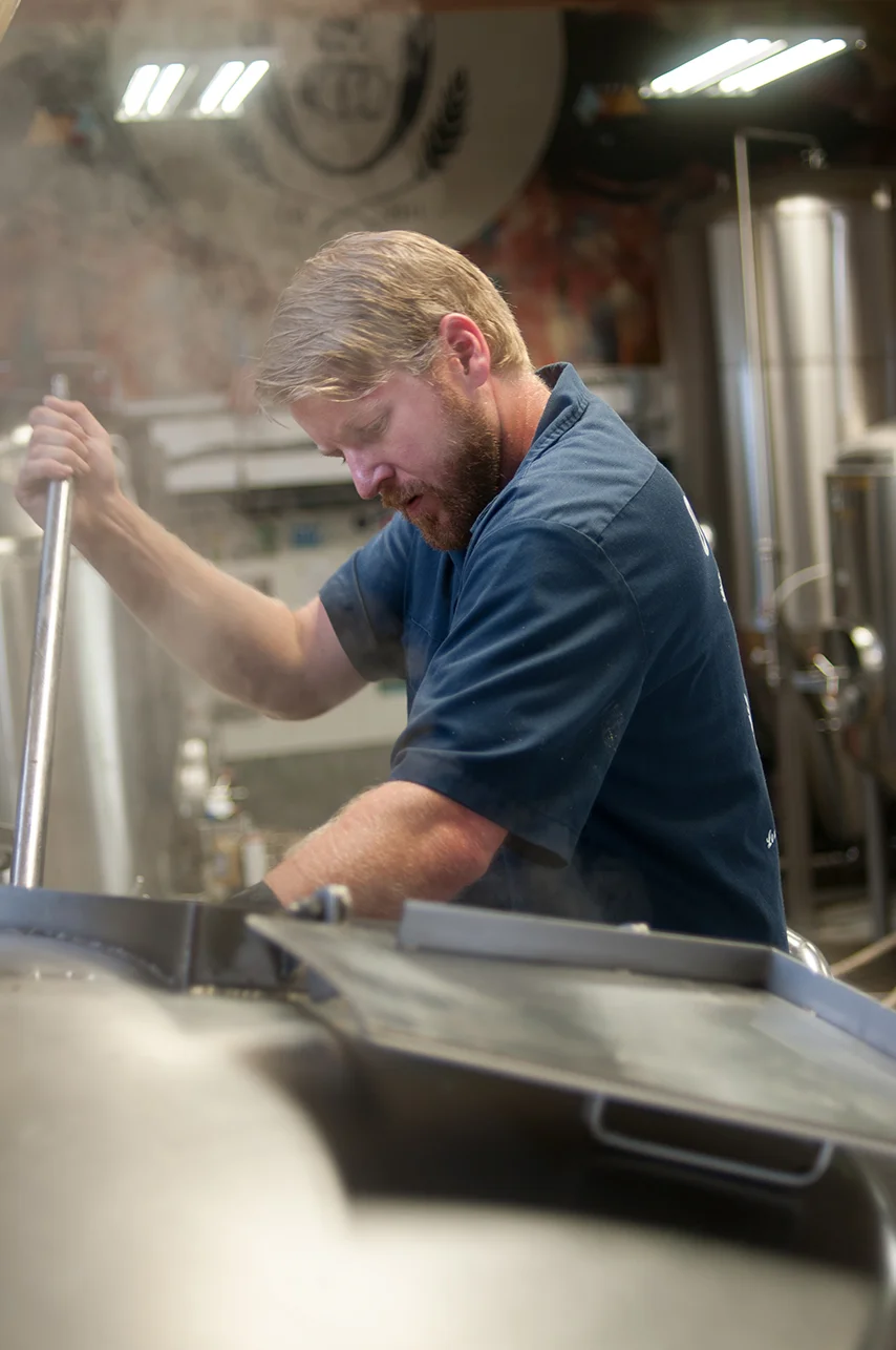 090914_Brewing_AndrewFosterPhoto.jpg