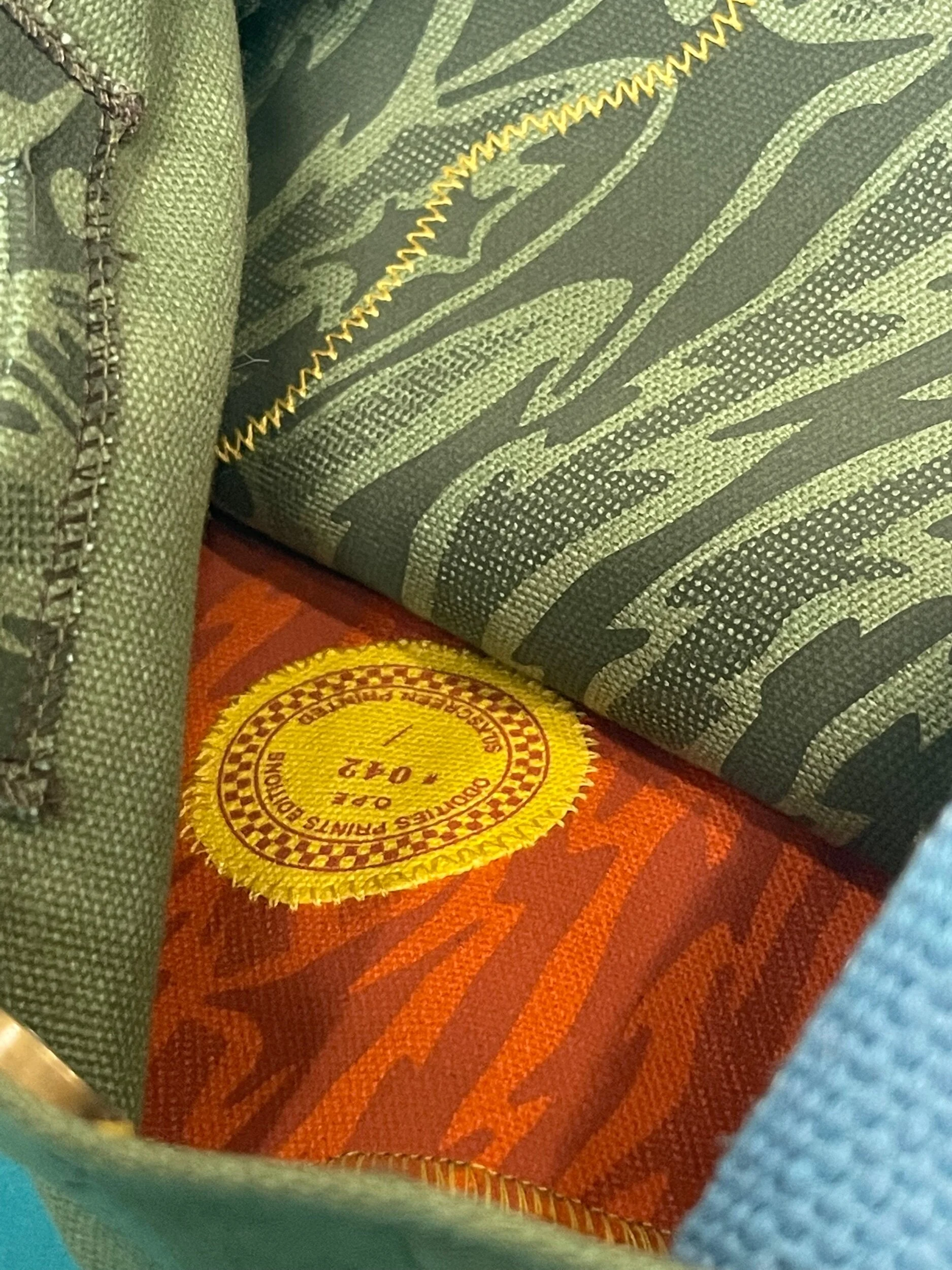 3300BAFF-6B5D-4447-B00C-C79F1FBC21AC