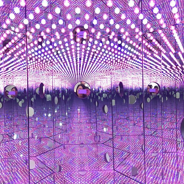 A peek into the Infinity Mirror, mini version at @thebroadmuseum  The colors are so amazing. I wish I had time to get into the big room.