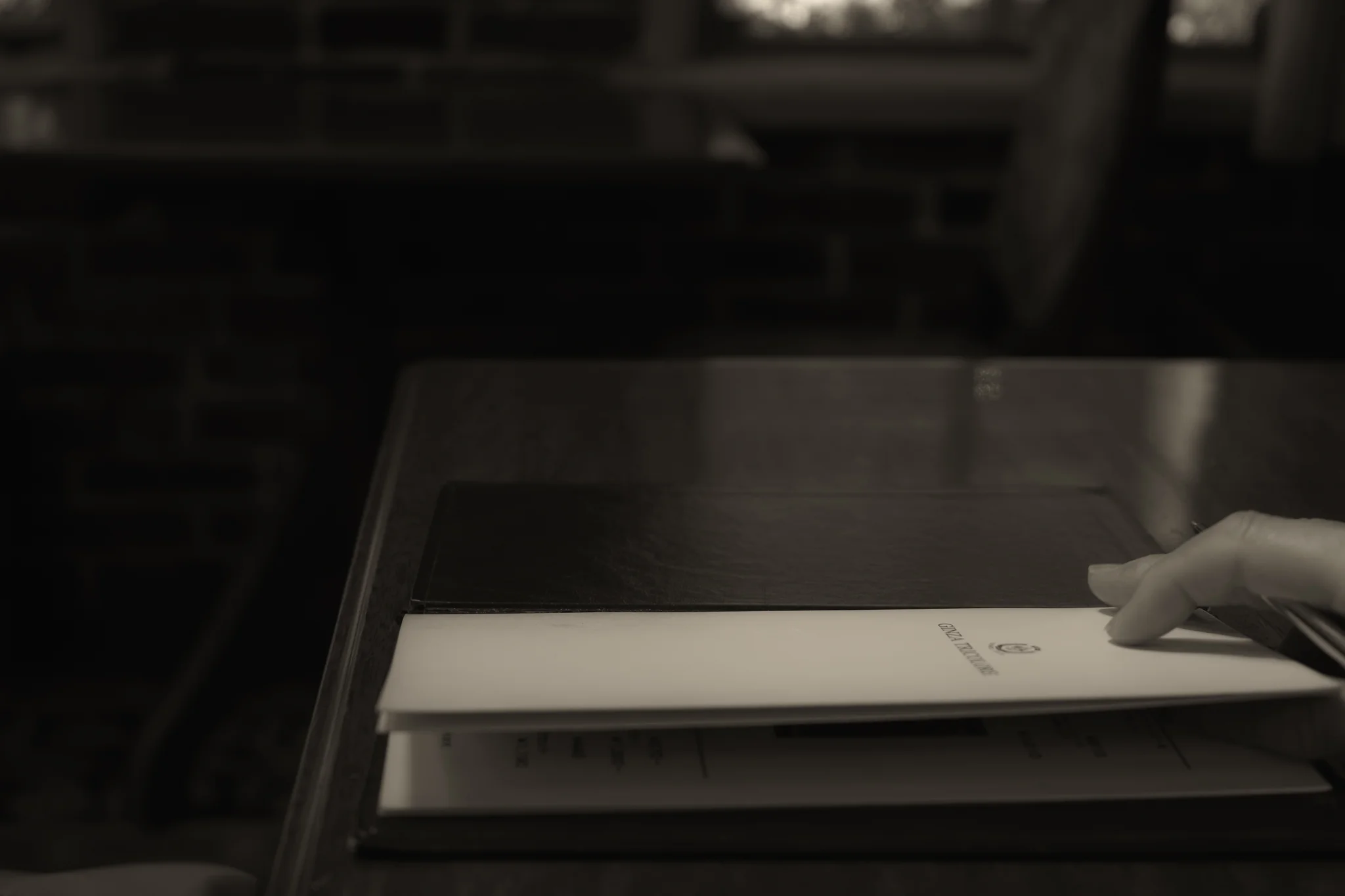 Menu, hand