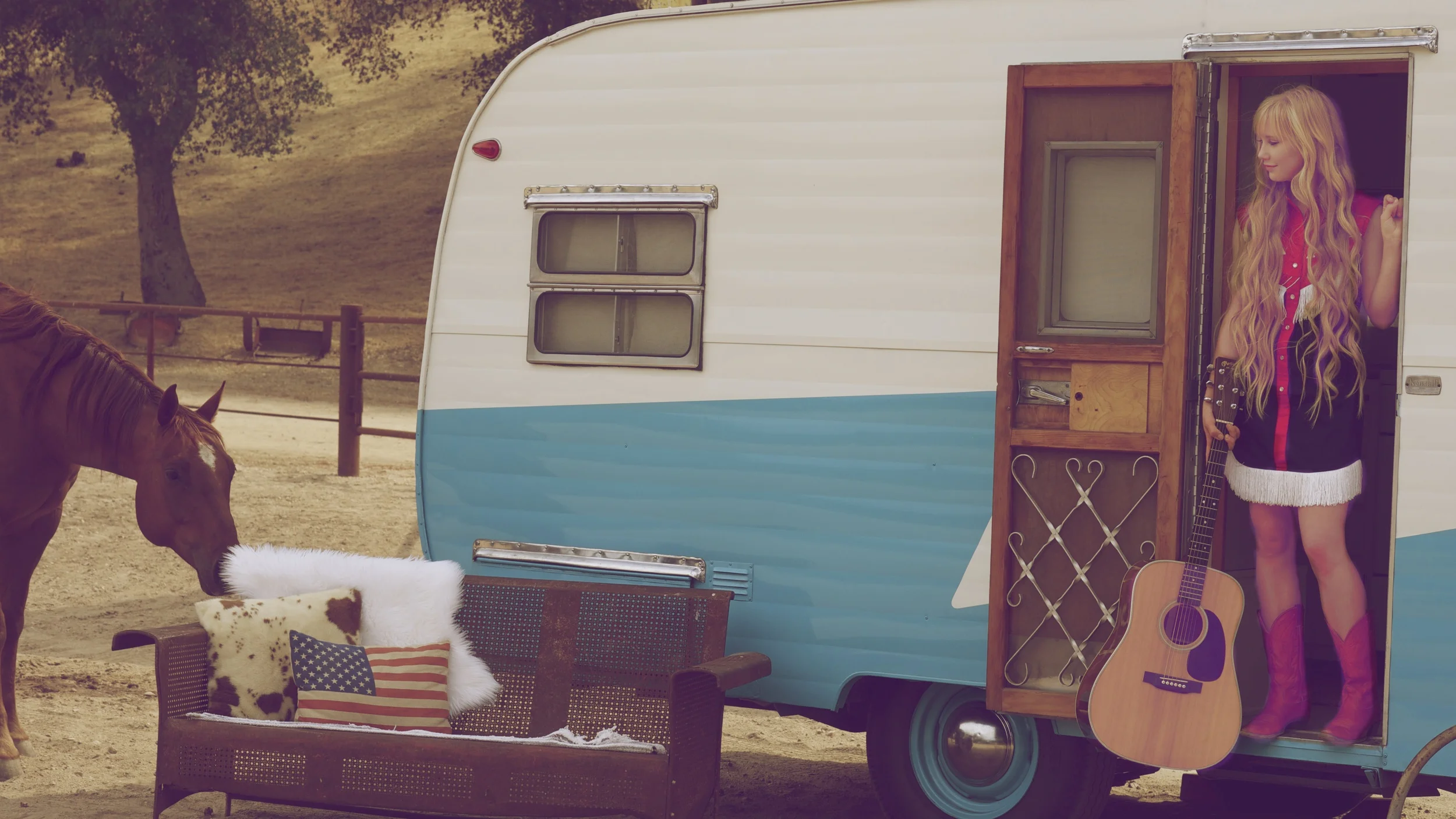 P1120572 - Version 2.jpg