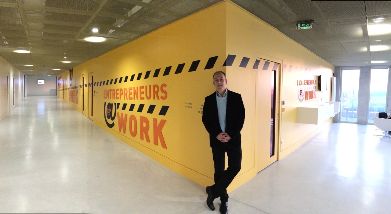 The Entrepreneurship Track was the brainchild of Professor Michel Safars (above) and Bernard Garrette, Dean of the MBA at HEC Paris. Safars saw the opportunity to teach students through hands-on experience, leveraging his ties with Université Paris Saclay, a research intensive cluster of universities south of Paris combining the talents of Paris’ research facilities, grandes écoles, and universities.