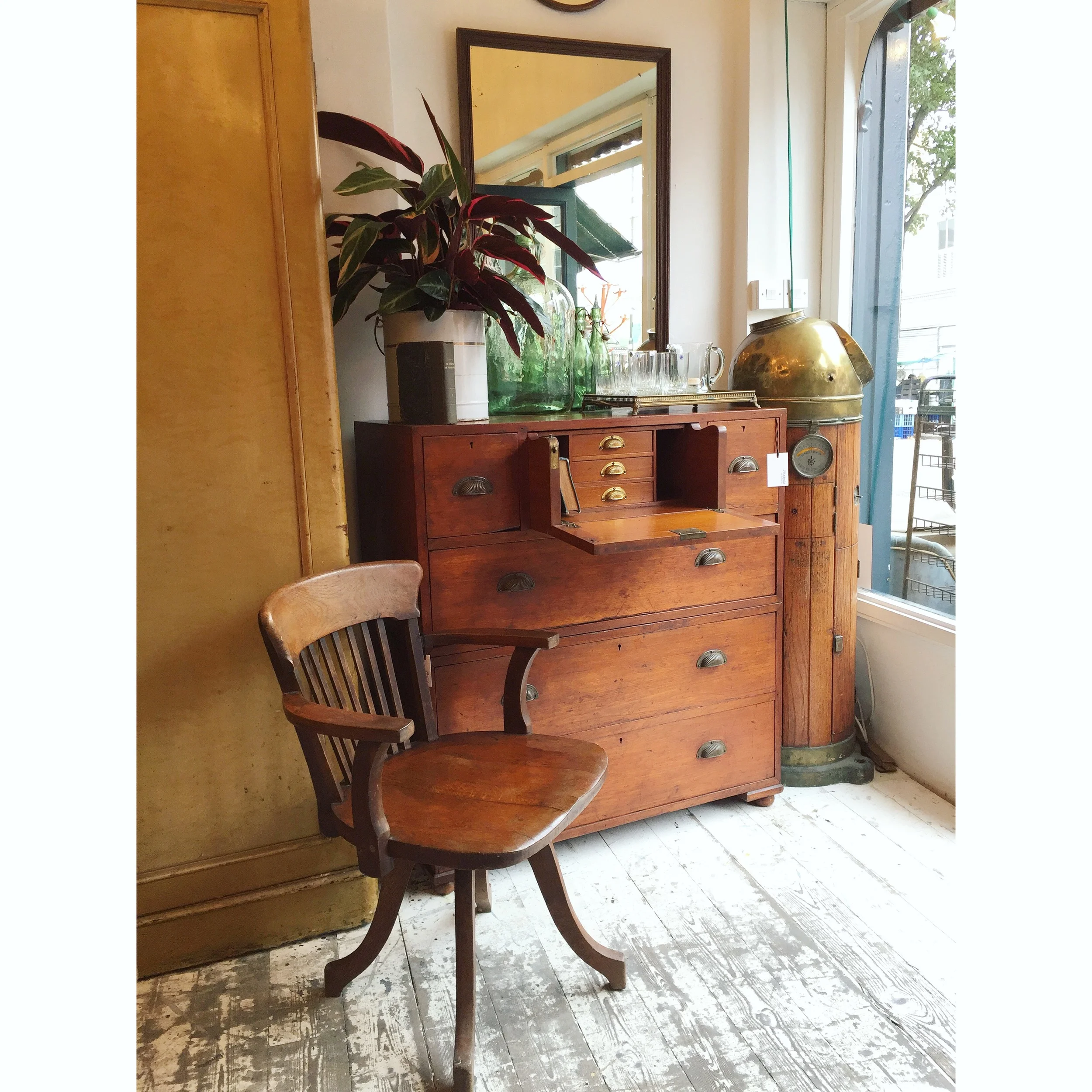 Campaign Chest £890 - sold
