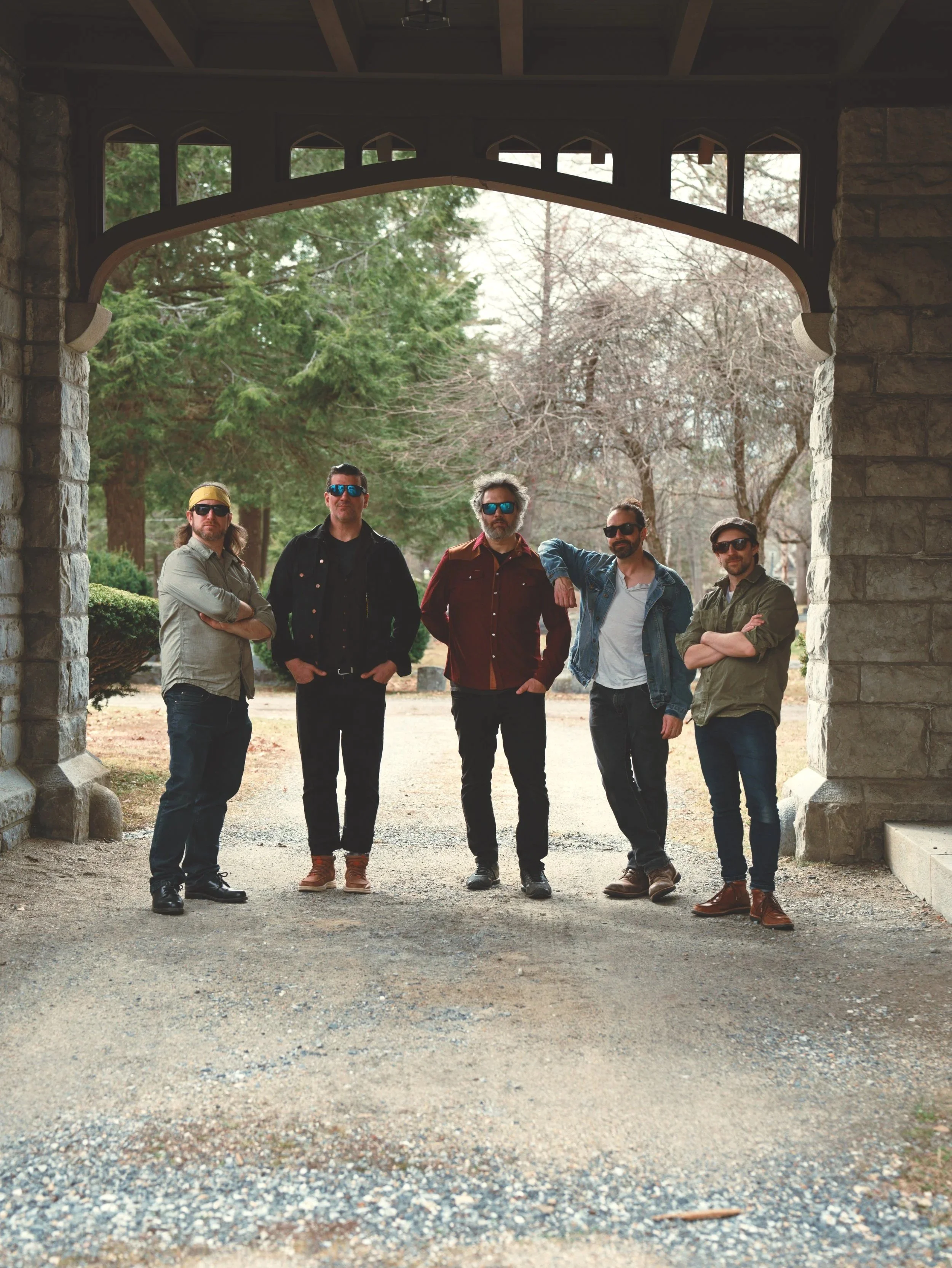 Full Band Archway.jpg