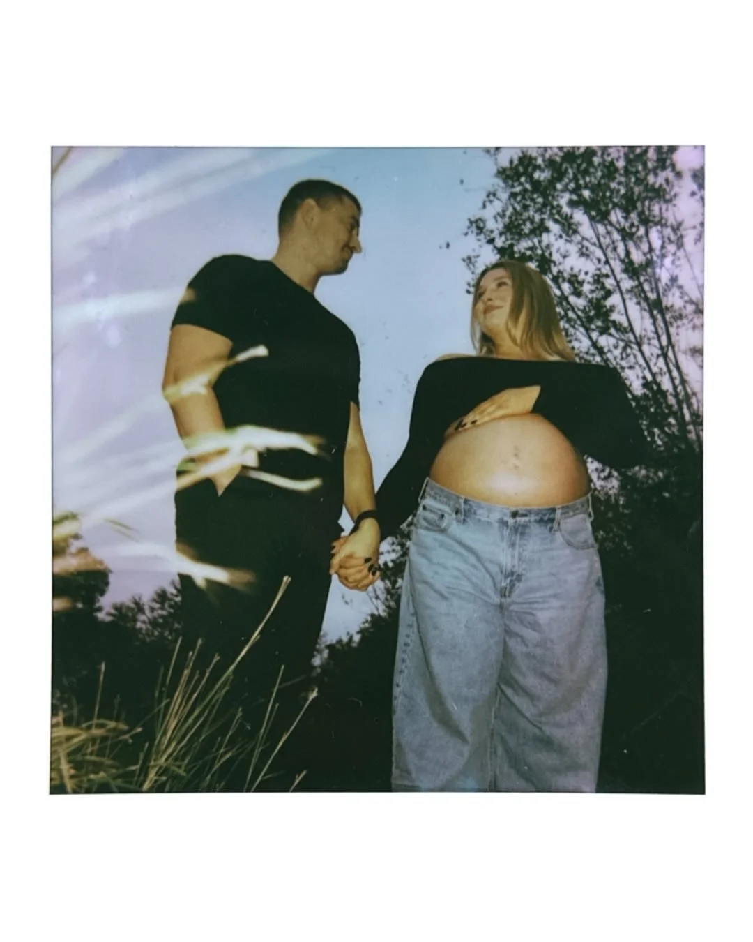 Sela + Tanner + baby Mason 💙 
I love getting to witness the veil so thin. A budding mom and dad giggling and whispering sweet-nothings while they relish in it being just the two of them for now. I know this baby will be so loved! 

These are just a 