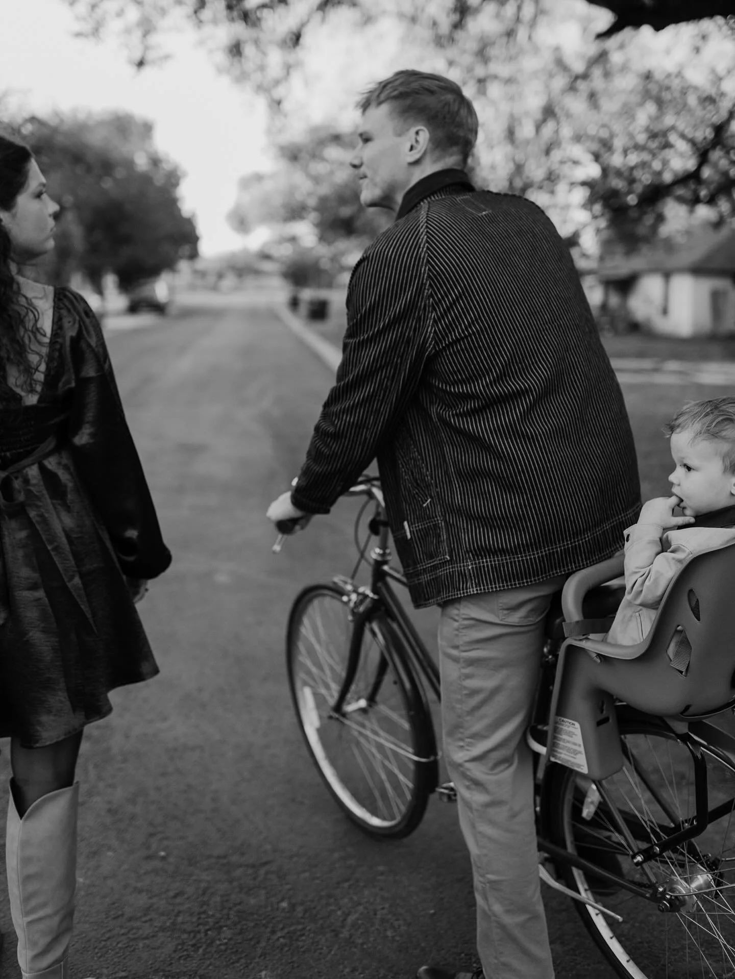 Another peek into who I got to photograph this past fall 🫶 the Block fam, block cruisin&rsquo;. Doing exactly what they wanted for their family portraits, and you can do the same, ya know? 

Excited for all the faces I will find in 2026 ✨ my website