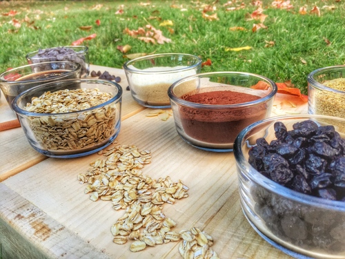 THEY PRIDE THEMSELVES ON USING ALL NATURAL INGREDIENTS TO MAKE THEIR GLUTEN-FREE COOKIES, WHILE USING NO ARTIFICIAL SWEETENERS. MAPLE SYRUP AND DRIED BLUEBERRIES HELP SWEETEN THINGS UP, WHILE WHOLE GRAINS SUCH AS OATS HELP FUEL YOUR WORKOUT OR THAT "PUSH" DOWN THE HALLWAY ON THE FIRE FLOOR.