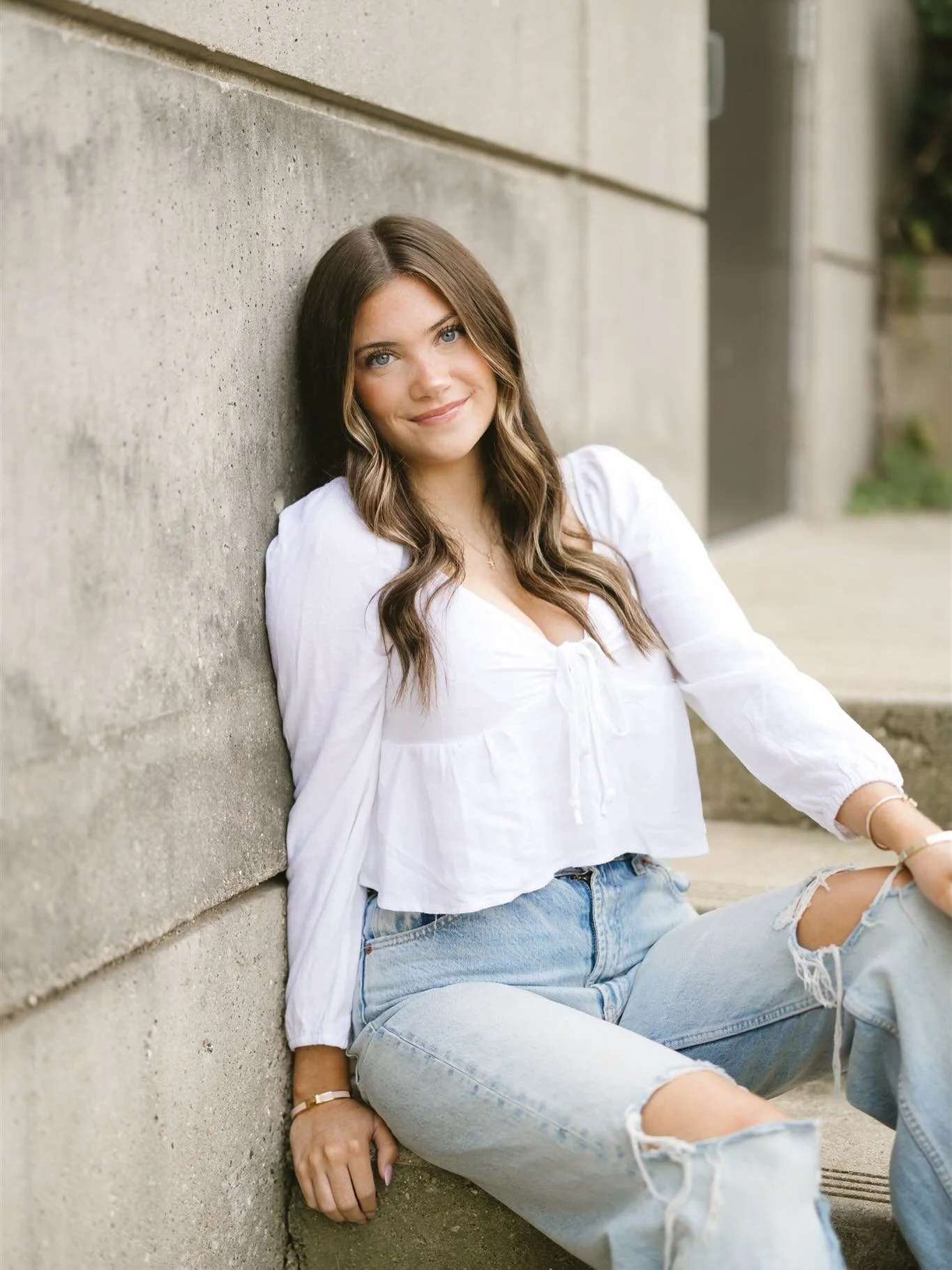 We&rsquo;re officially booking SENIOR SESSIONS!!! I&rsquo;m giddy that it&rsquo;s almost April 🥲 seniors are some of my favorite people to work with. We&rsquo;re going on year 15 of senior sessions - I&rsquo;ve been doing (and loving) this for nearl