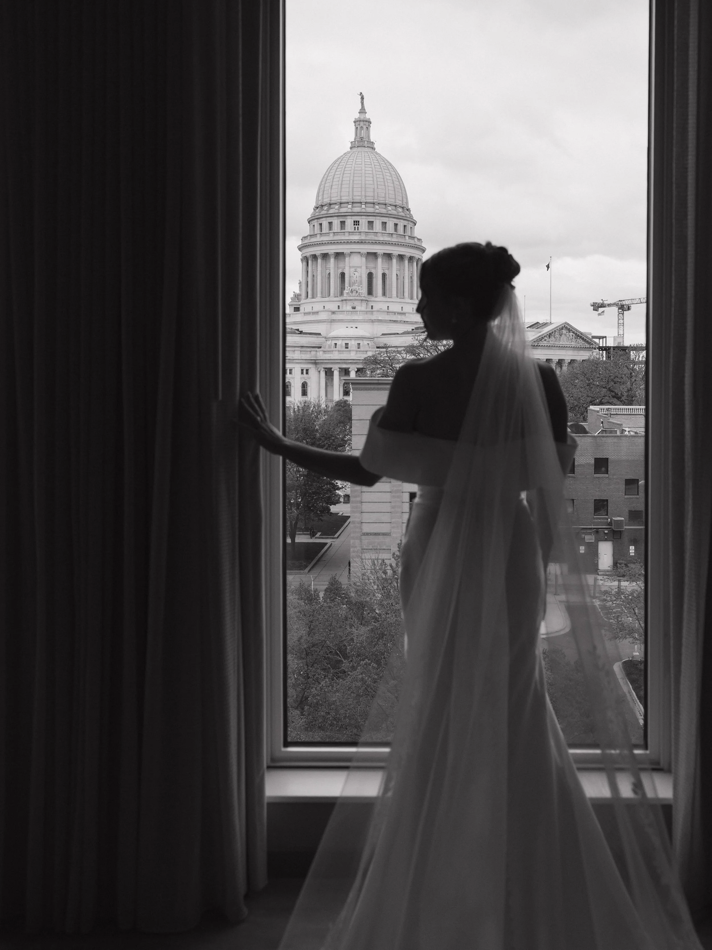 A moment for the bride ✨