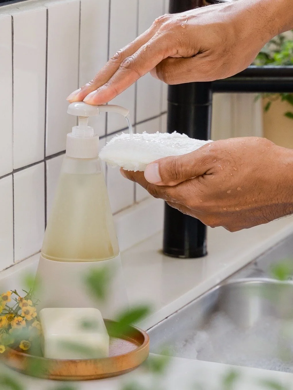 Zero Waste Soap Bar Dispenser: Eco-Friendly Hand Washing!