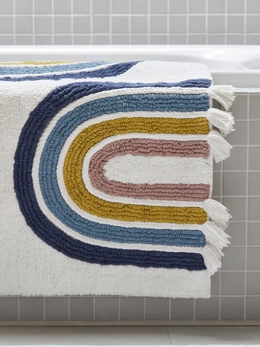 7 Organic Bath Mats For The Sustainable, Colorful Bath Rugs