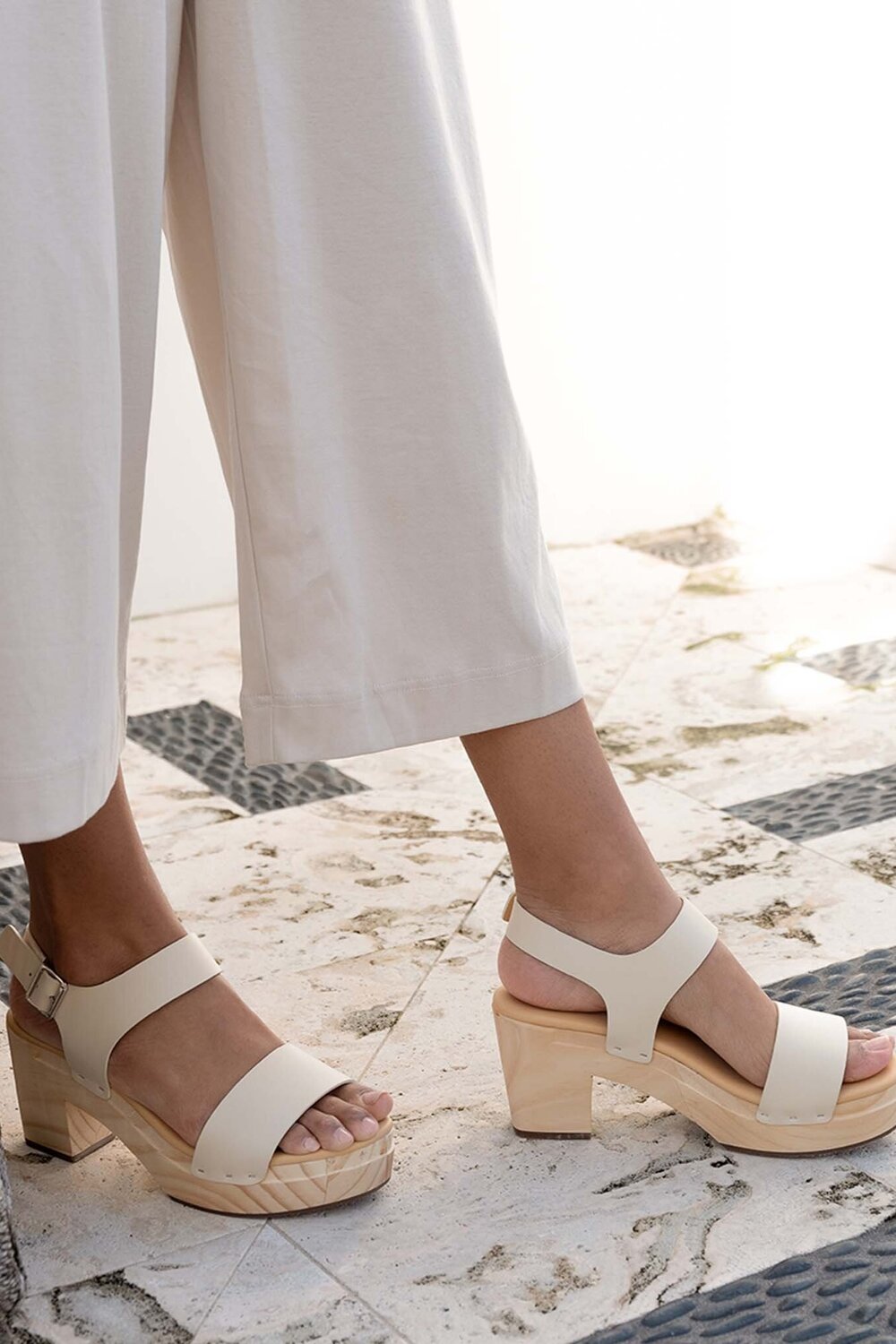 Sustainably Chic | Best Sustainable Fashion Blogs | Best B Corp Shoe Brands | Nisolo.jpeg