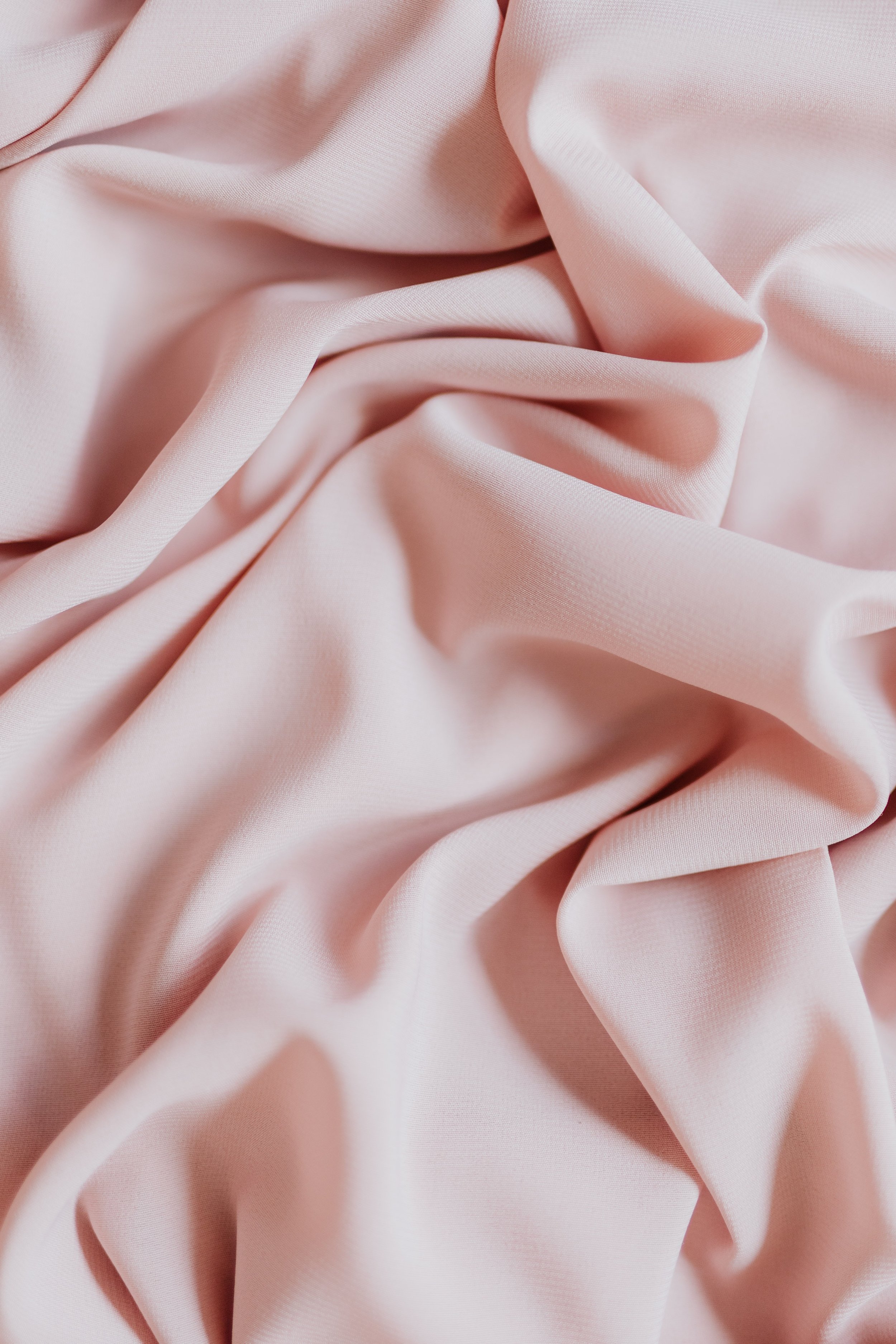 What is Polyester? (& its sustainable alternatives) — Sustainably Chic