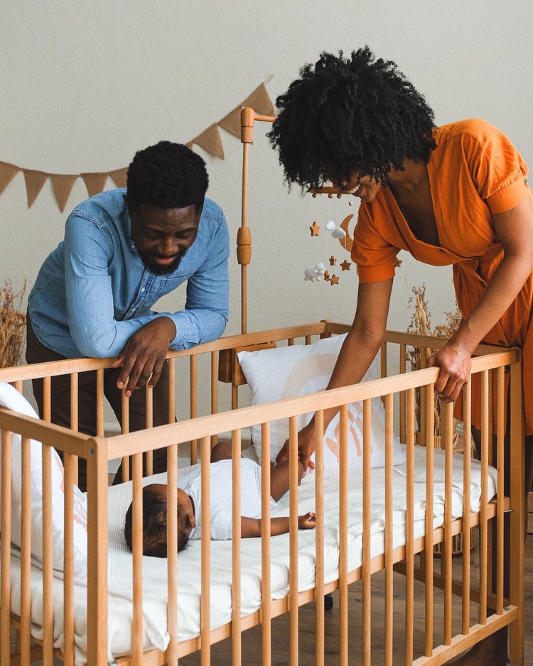 14 Brands Making Non-Toxic Cribs & Crib Mattresses For The