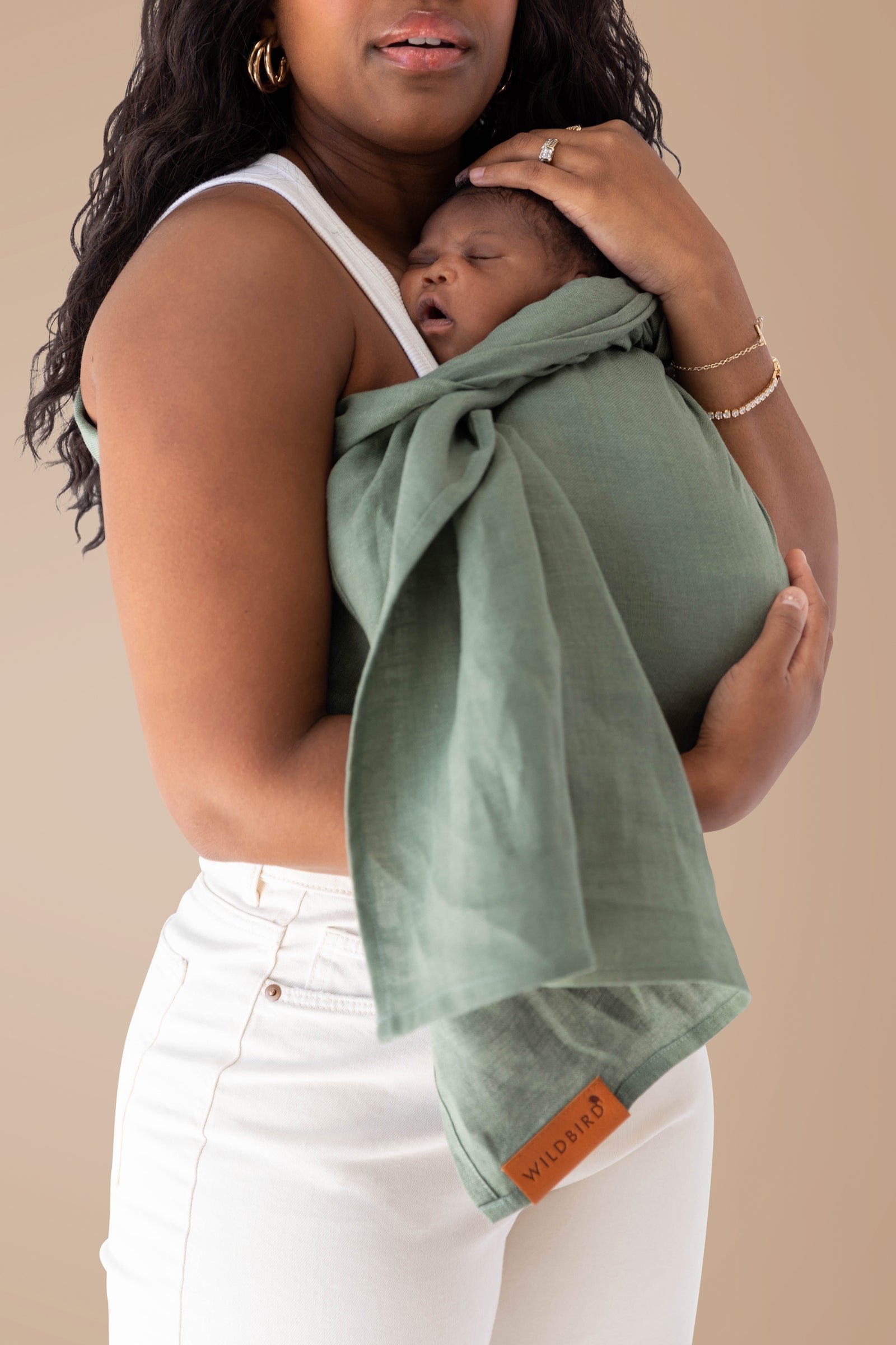 The best baby carriers & slings in the UK 2023 | BabyCentre