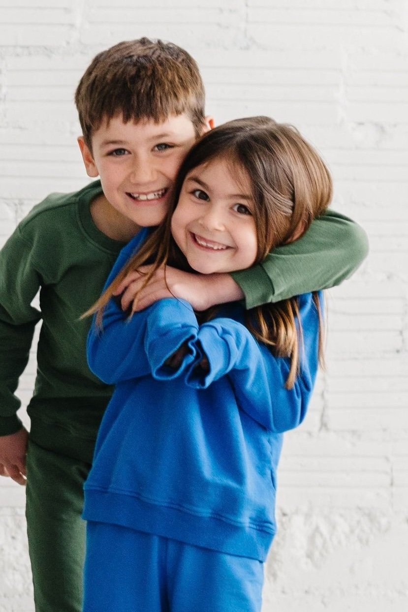16 Organic Cotton Clothing Brands For The Entire Family (2024
