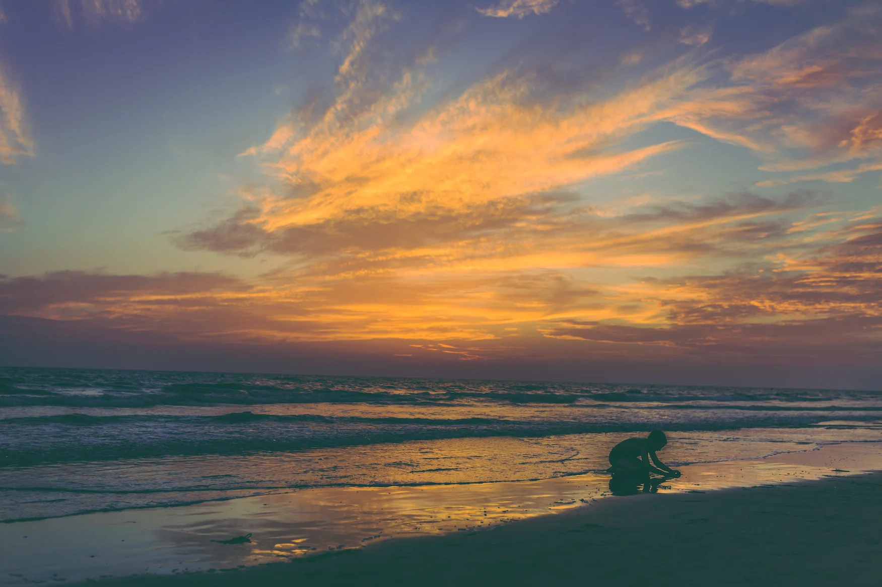 kiddiggingatsunset copy.jpg