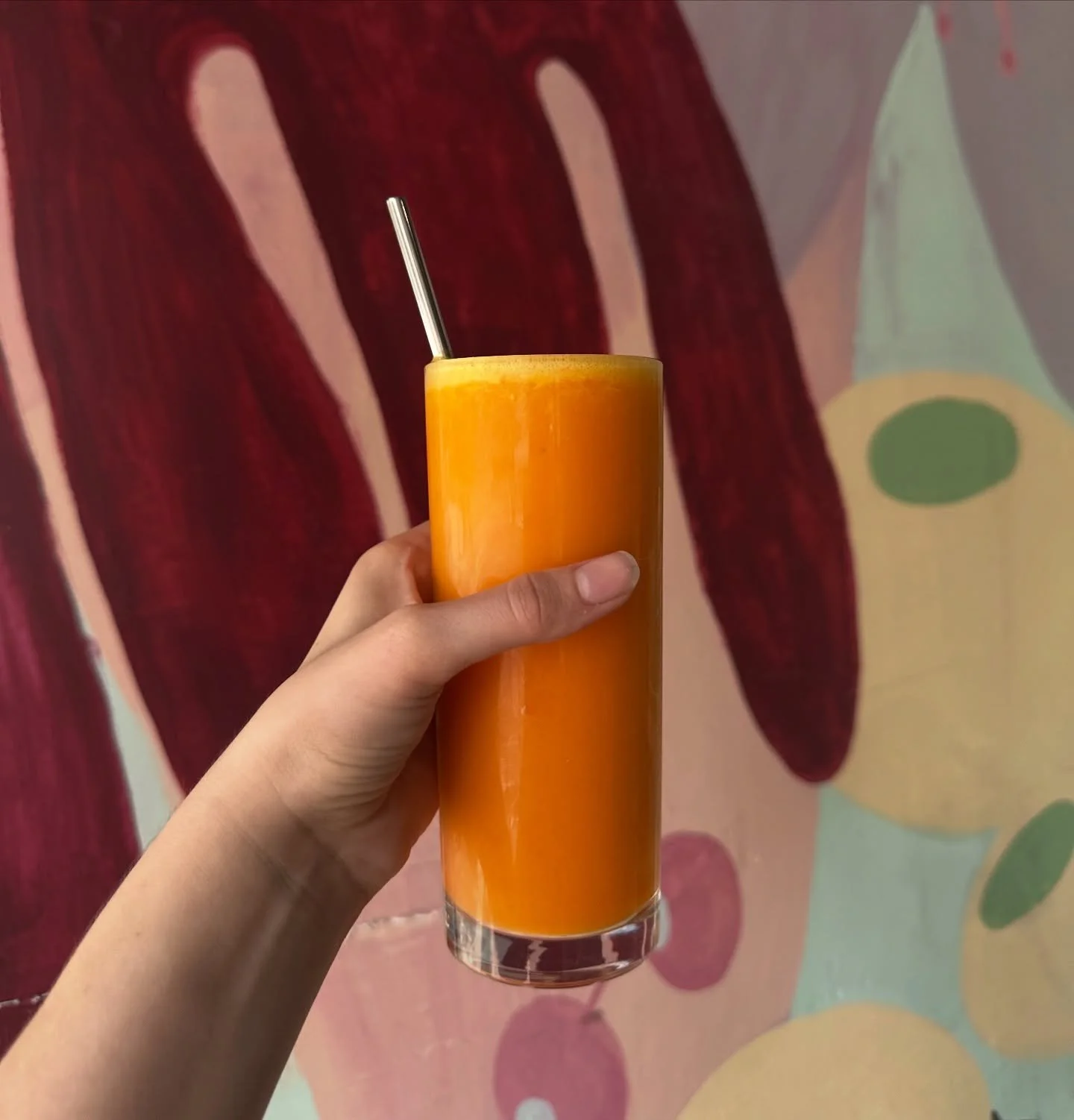 &ldquo;Orange&rdquo; you glad Main Squeeze is open weekends?? Haha. Do you get it? Like &ldquo;aren&rsquo;t&rdquo;&hellip; but it&rsquo;s orange because the juice&hellip; is orange&hellip; 

Anyways, stop by and get a fresh squeezed juice after the g