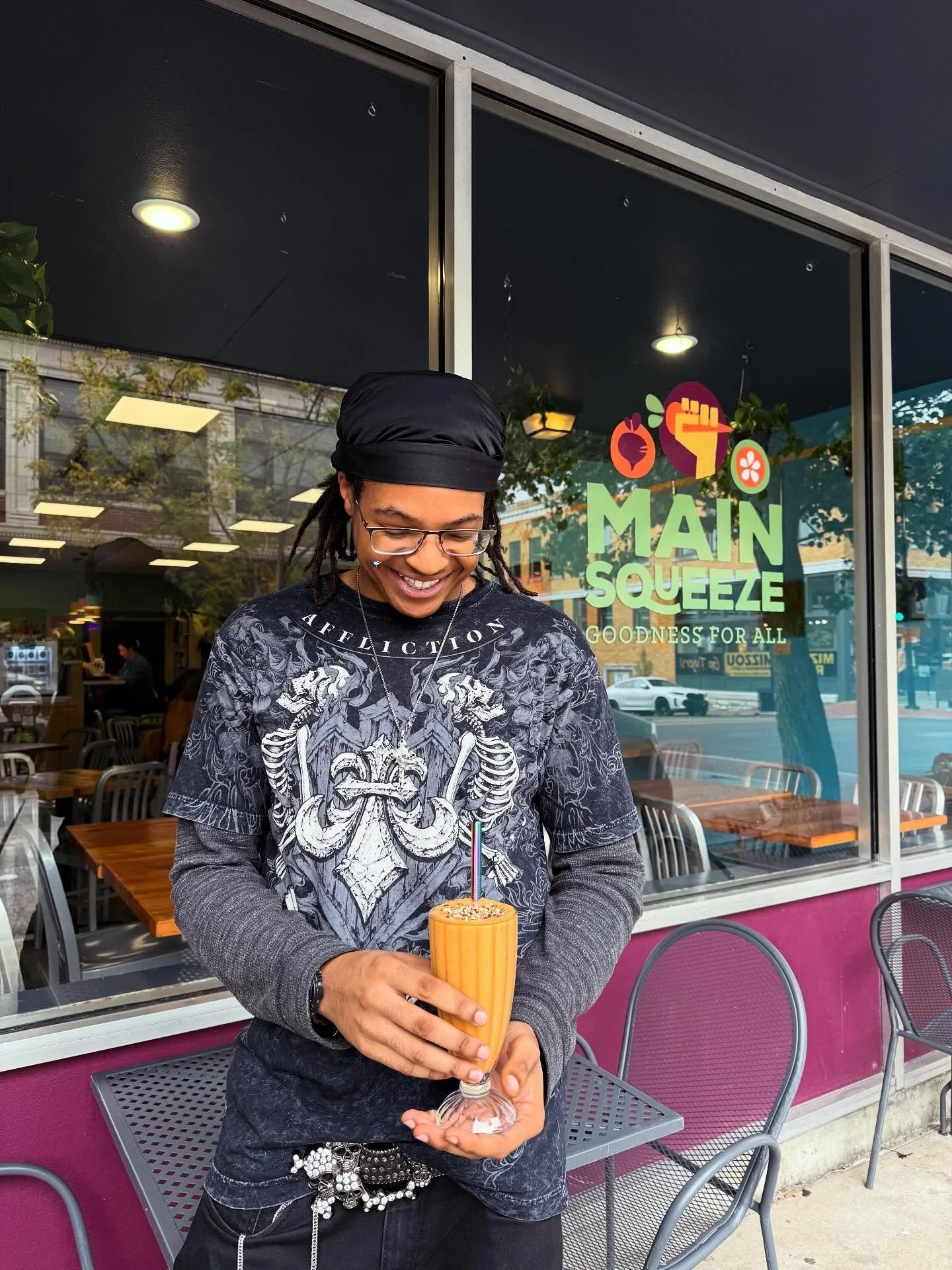 Get you someone who looks at you the way Jemarre looks at our 🆕 Carrot Cake milkshake 🤩

A perfect combination of ingredients that will make you slurp it all gone in no time! 

Stop by soon to get yours 😍